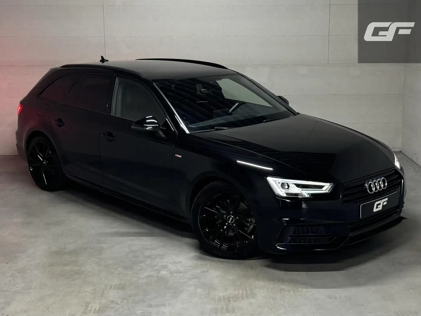 Audi A4 Avant 1.4 TFSI S-Line Black Edition CarPlay Leer S Zwart - 2