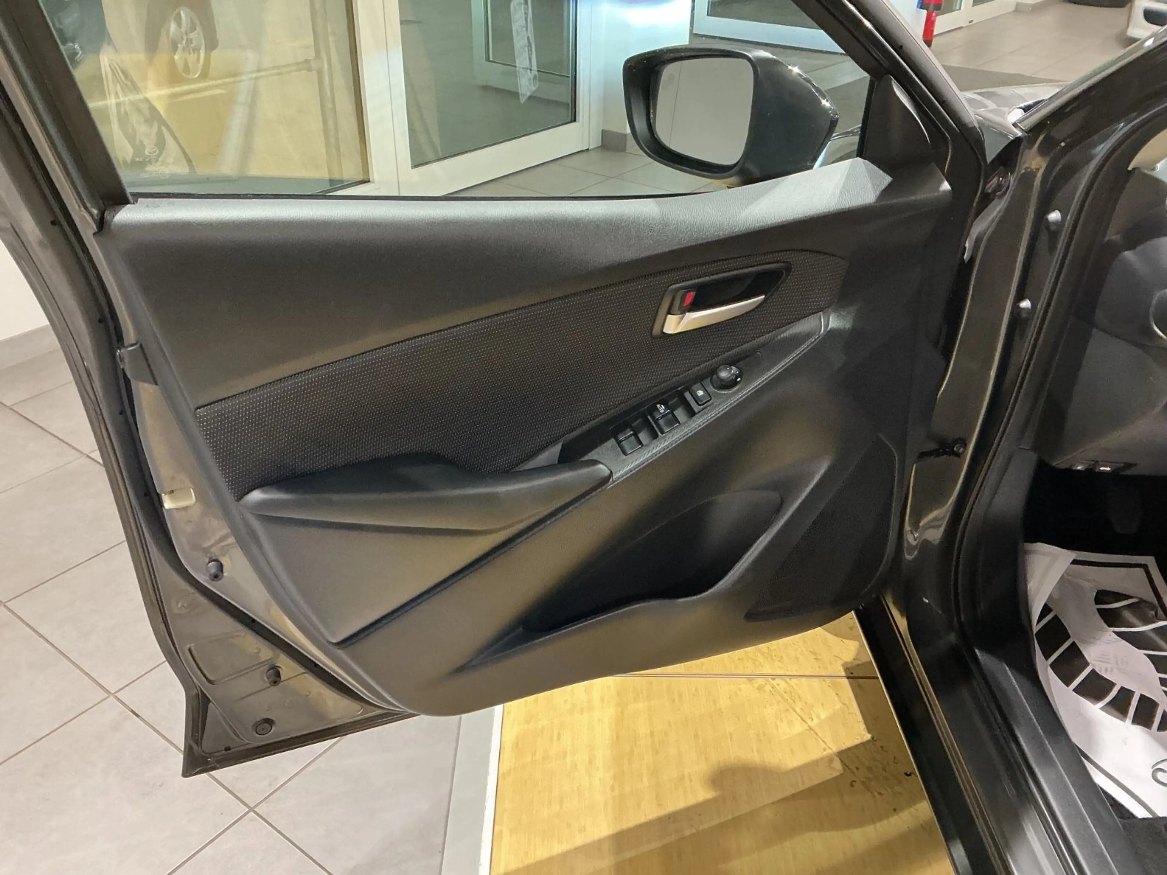 Mazda 2 Homura *LED*SHZ*Carplay — photo 15
