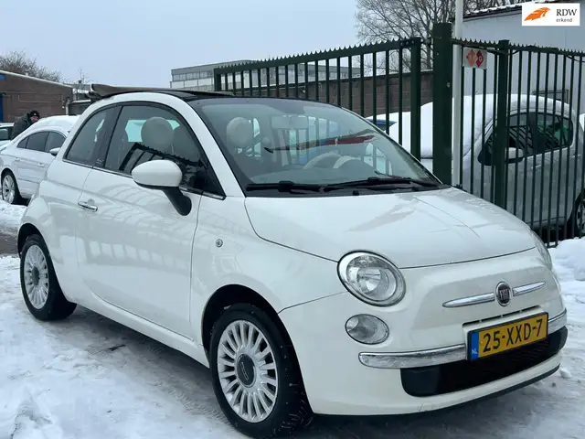 Fiat 500C 0.9 TwinAir Lounge Cabriolet leerbekeleding 2e eig