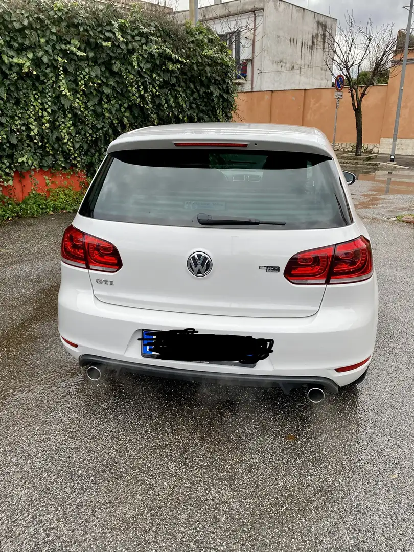 Volkswagen Golf GTI 3p 2.0 tsi - 2