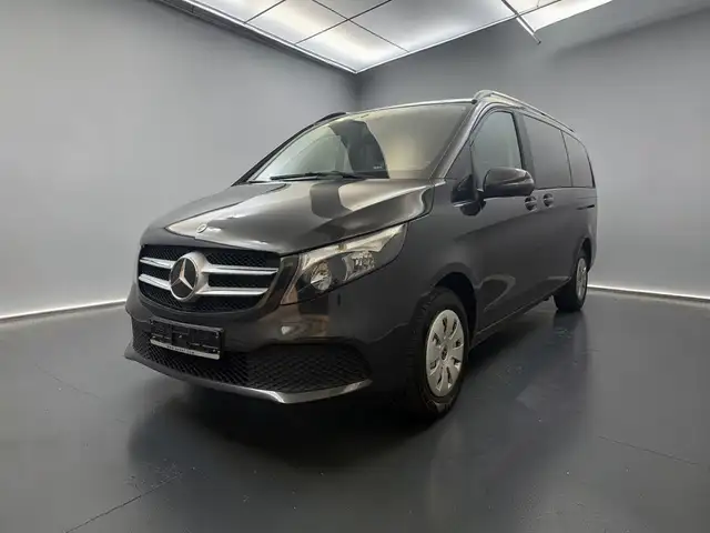 Mercedes-Benz V 220 d Lang*2xSchiebetüren*7-Sitze*Tisch*1.Hand