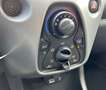 Toyota Aygo 1.0 VVT-i X-PLAY NAVI CAMERA ALLSEASON RIJKLAARPRI Zwart - thumbnail 7