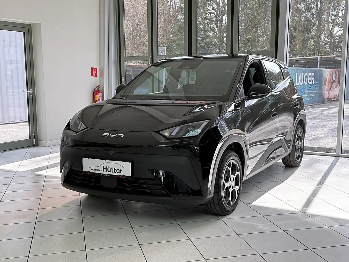 BYD Dolphin Surf 43,2 kWh Boost Österreich Paket Schwarz - 1