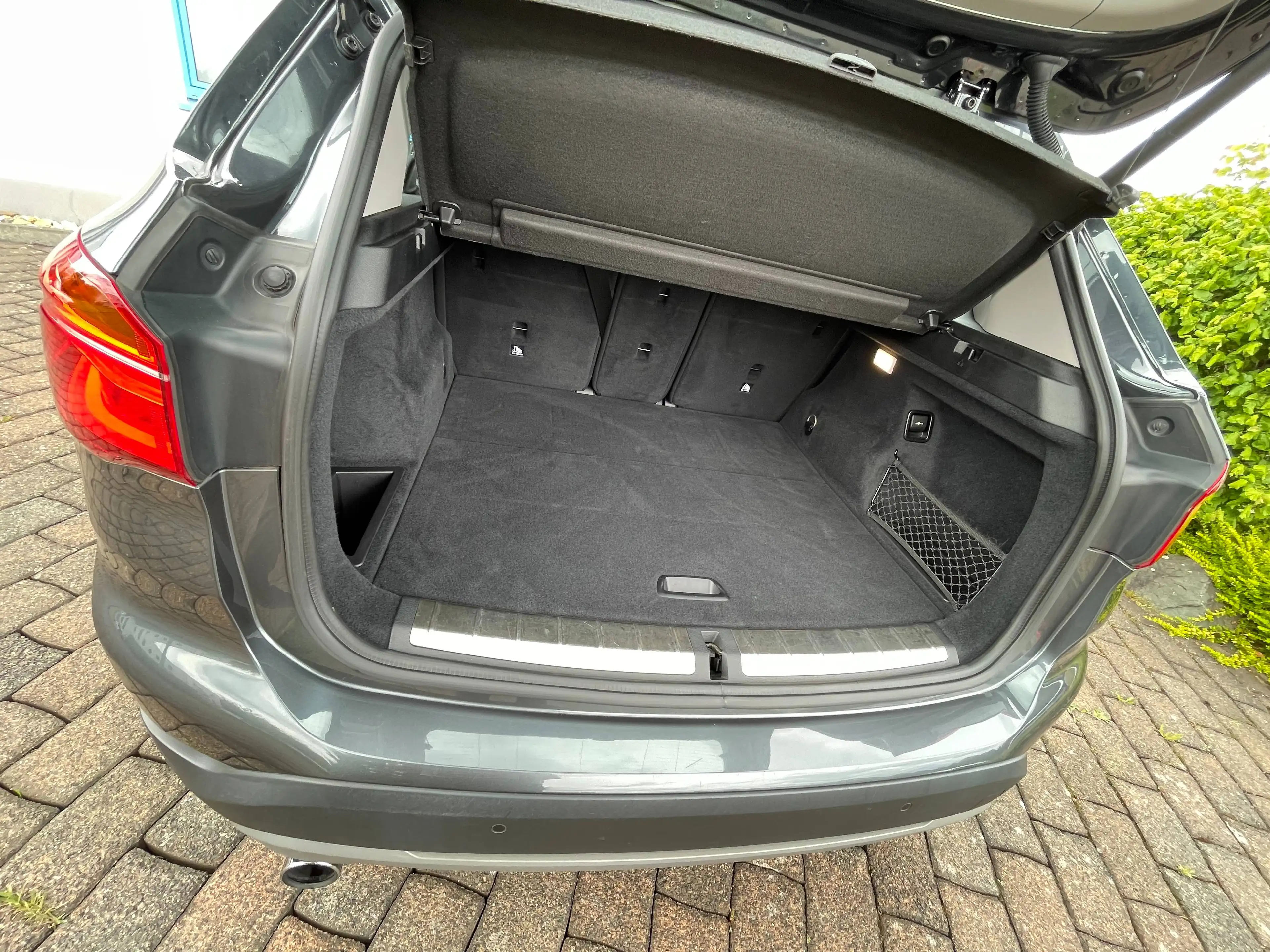 BMW X1 xDrive 18d Autom. Advantage AHK Leder RFK LED — photo 13