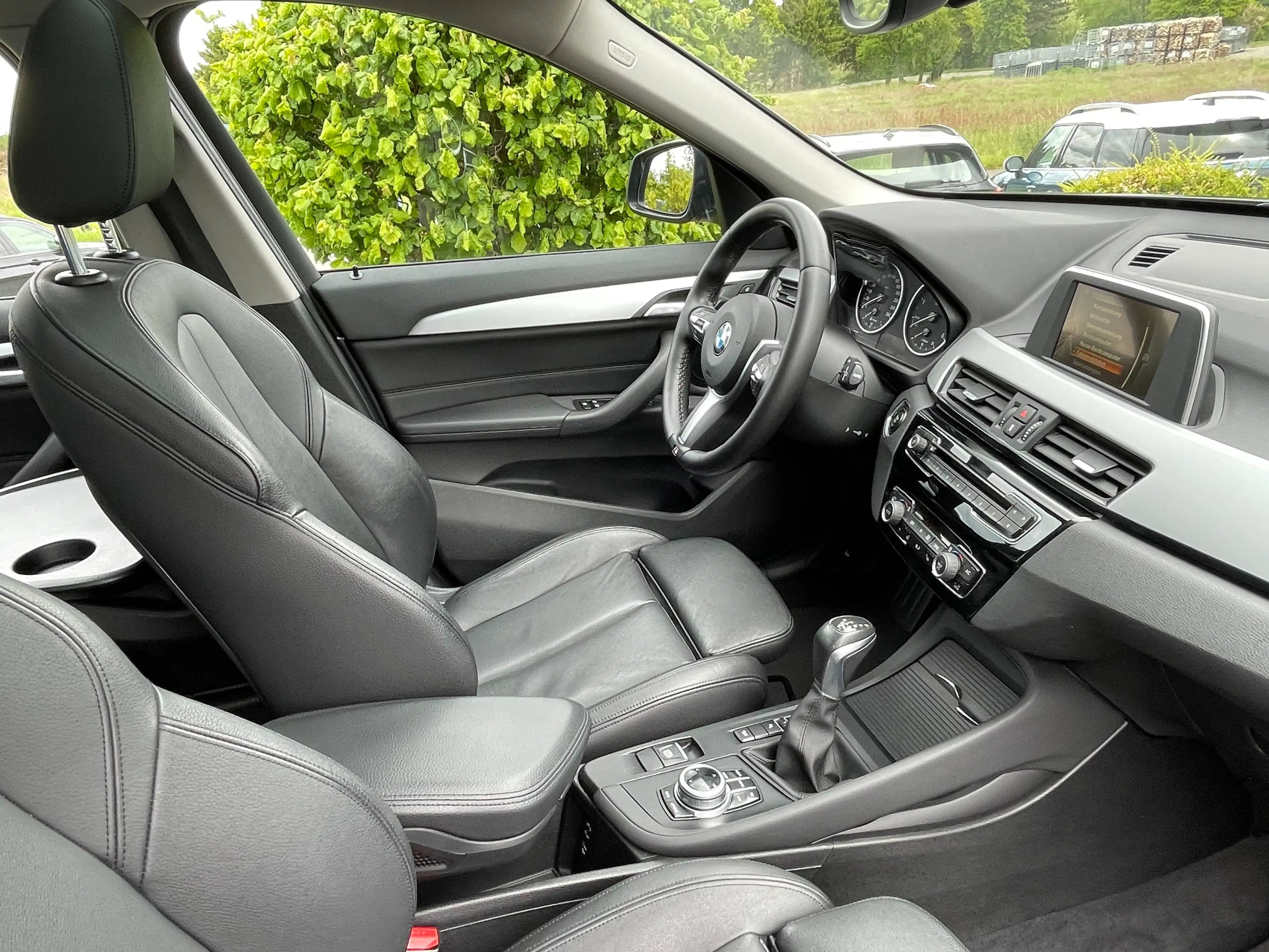 BMW X1 xDrive 18d Autom. Advantage AHK Leder RFK LED — photo 6