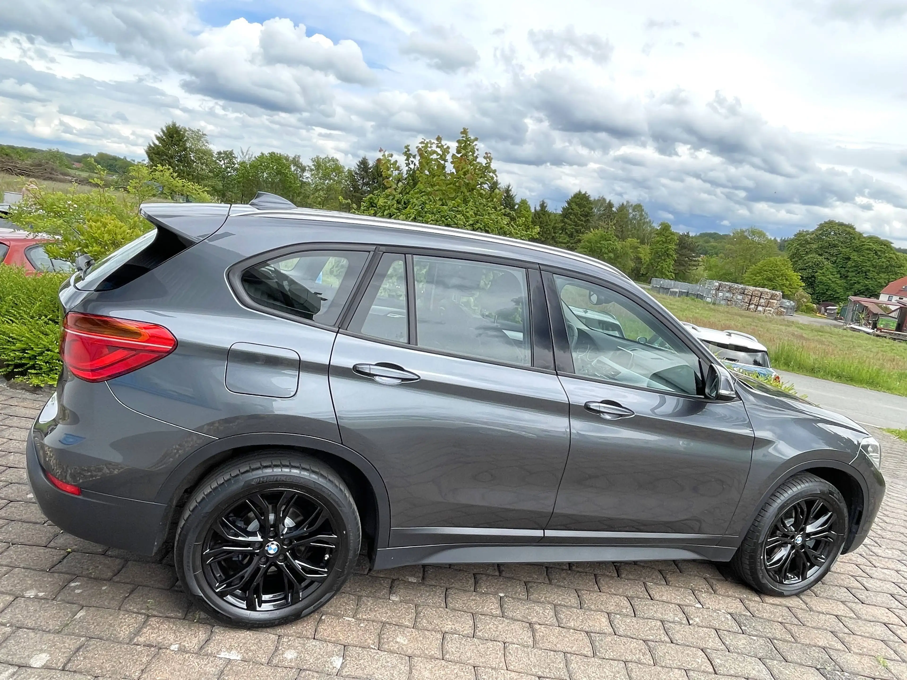 BMW X1 xDrive 18d Autom. Advantage AHK Leder RFK LED — photo 7