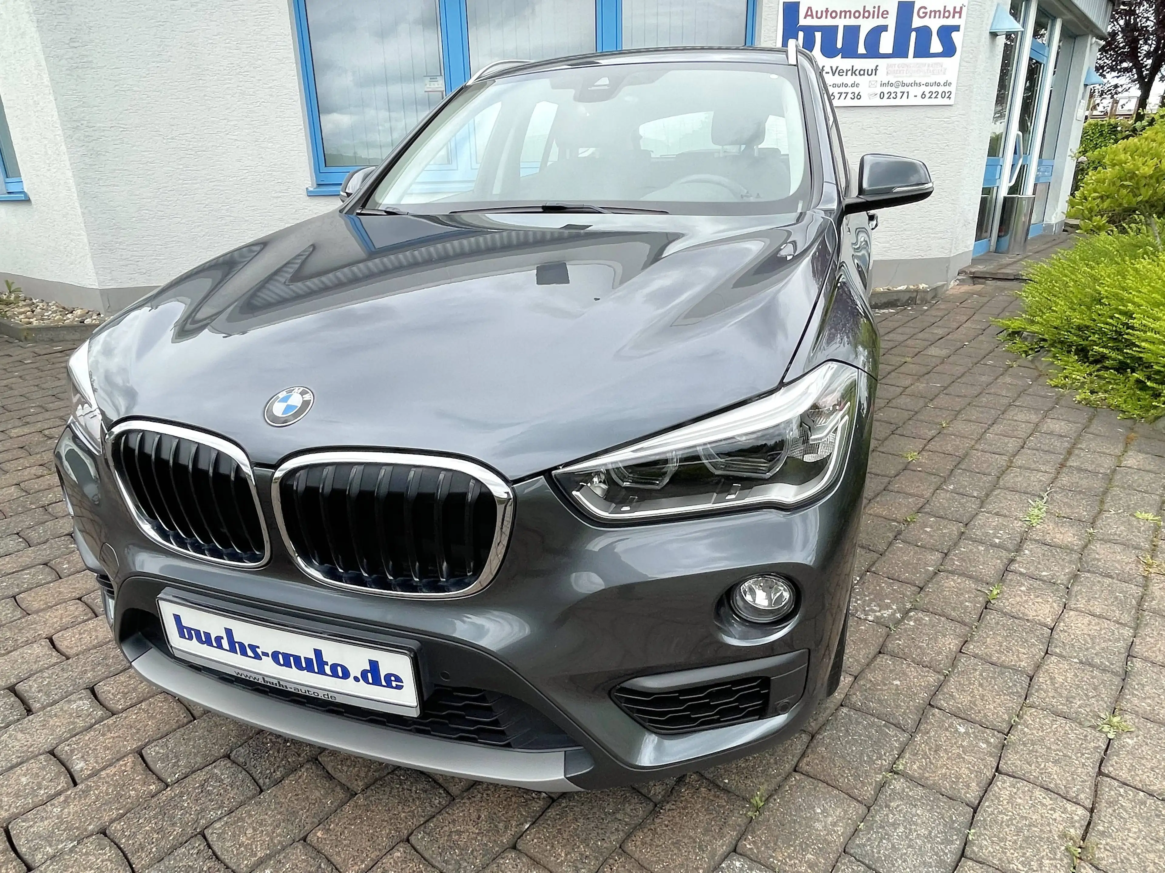 BMW X1 xDrive 18d Autom. Advantage AHK Leder RFK LED — photo 2