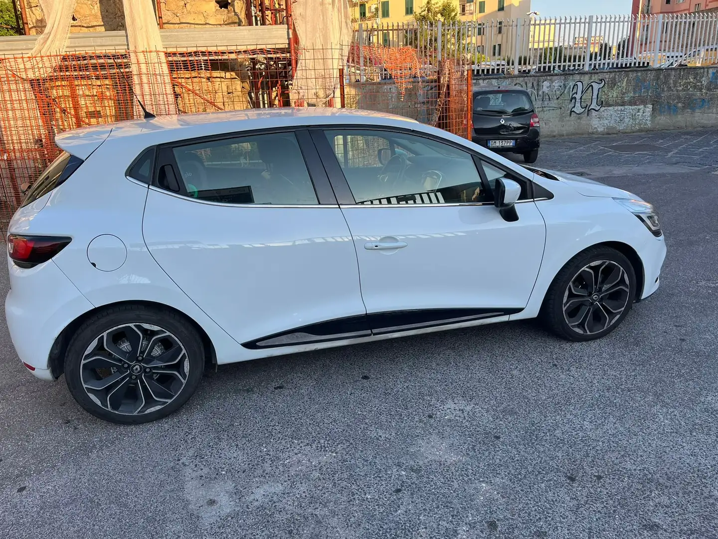 Renault Clio Clio IV 2017 1.5 dci energy GT Line 110cv Blanc - 2