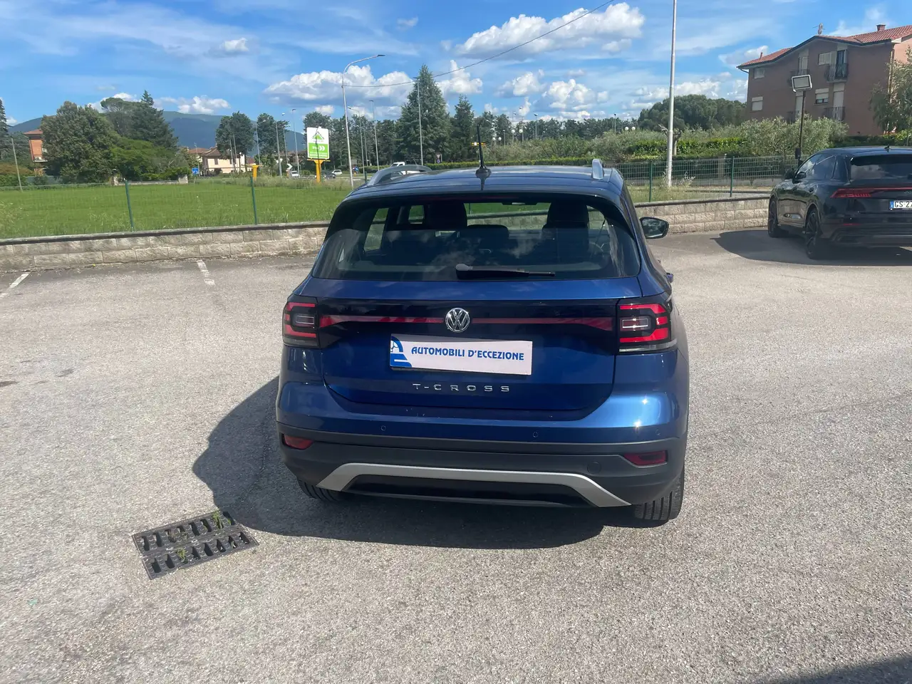 Volkswagen T-Cross usata in vendita
