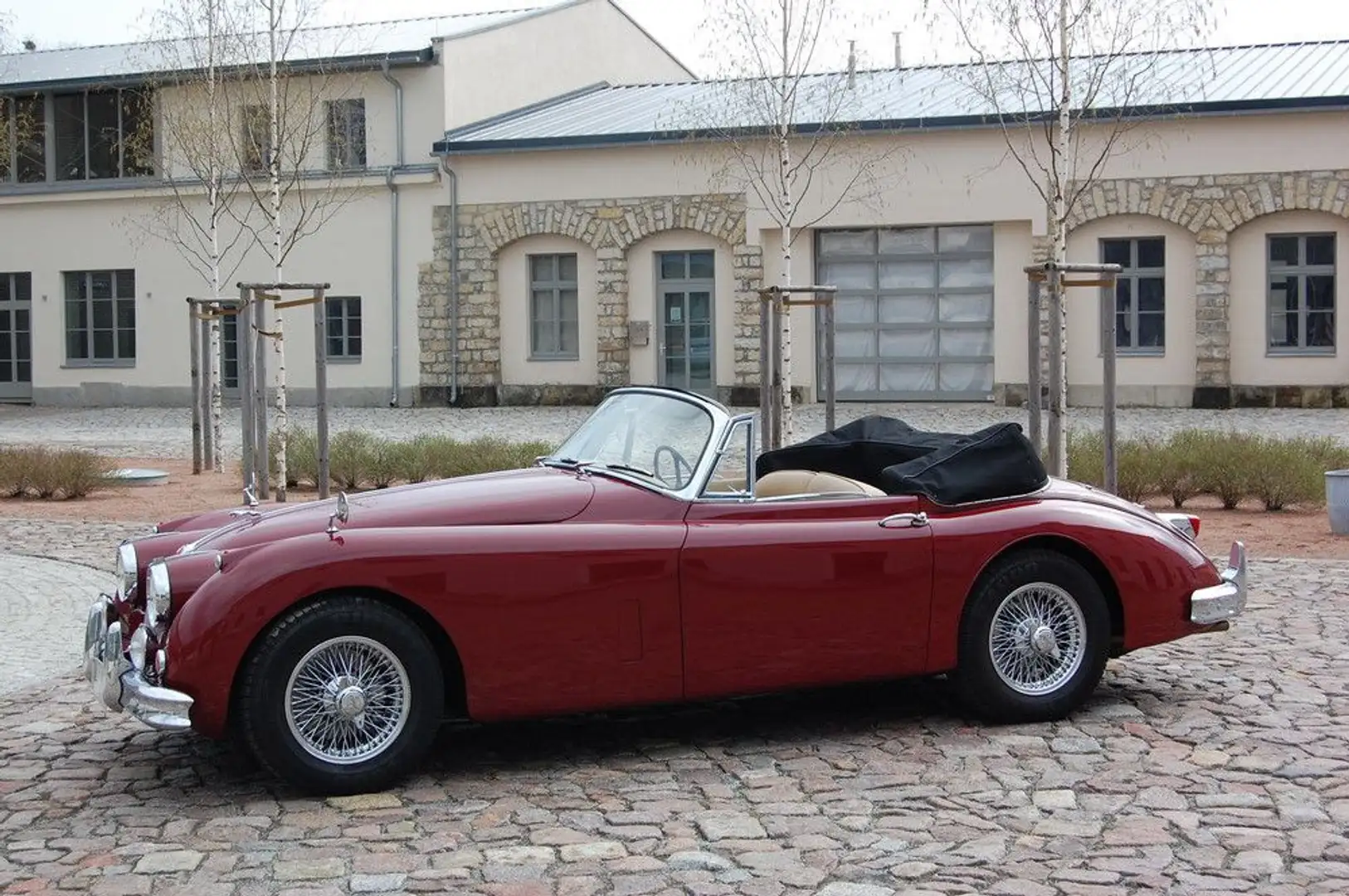 Jaguar XK 150 Drop Head Coupé Rouge - 2