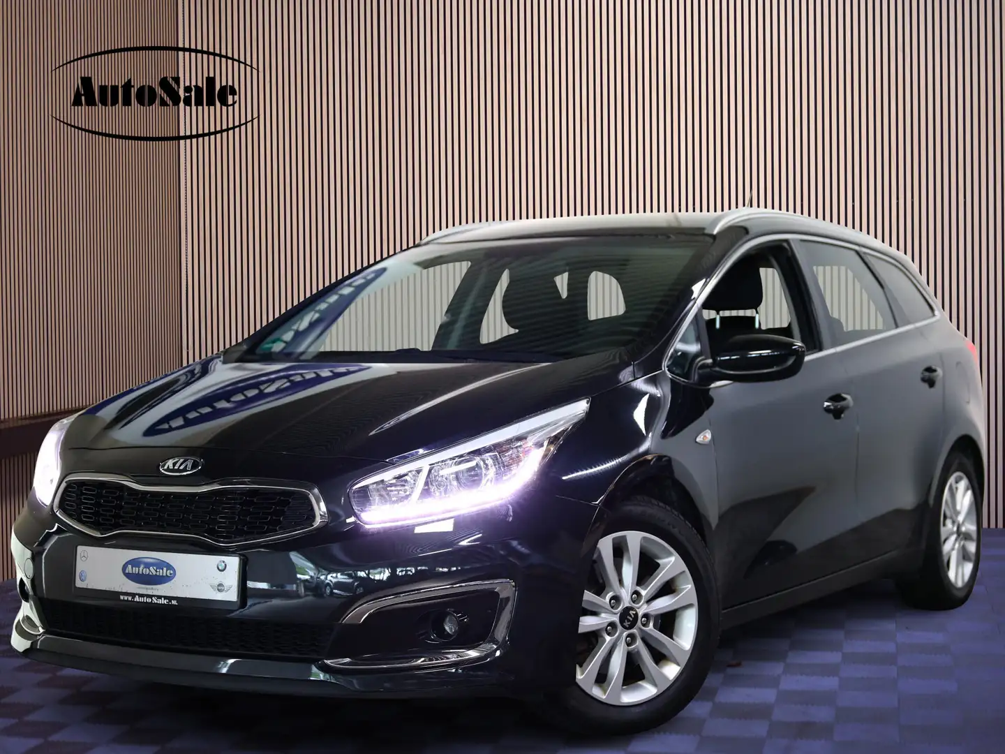 Kia Ceed SW / cee'd SW Sportswagon 1.0 T-GDi DynamicLine NAVI CAMERA STOE Negru - 1