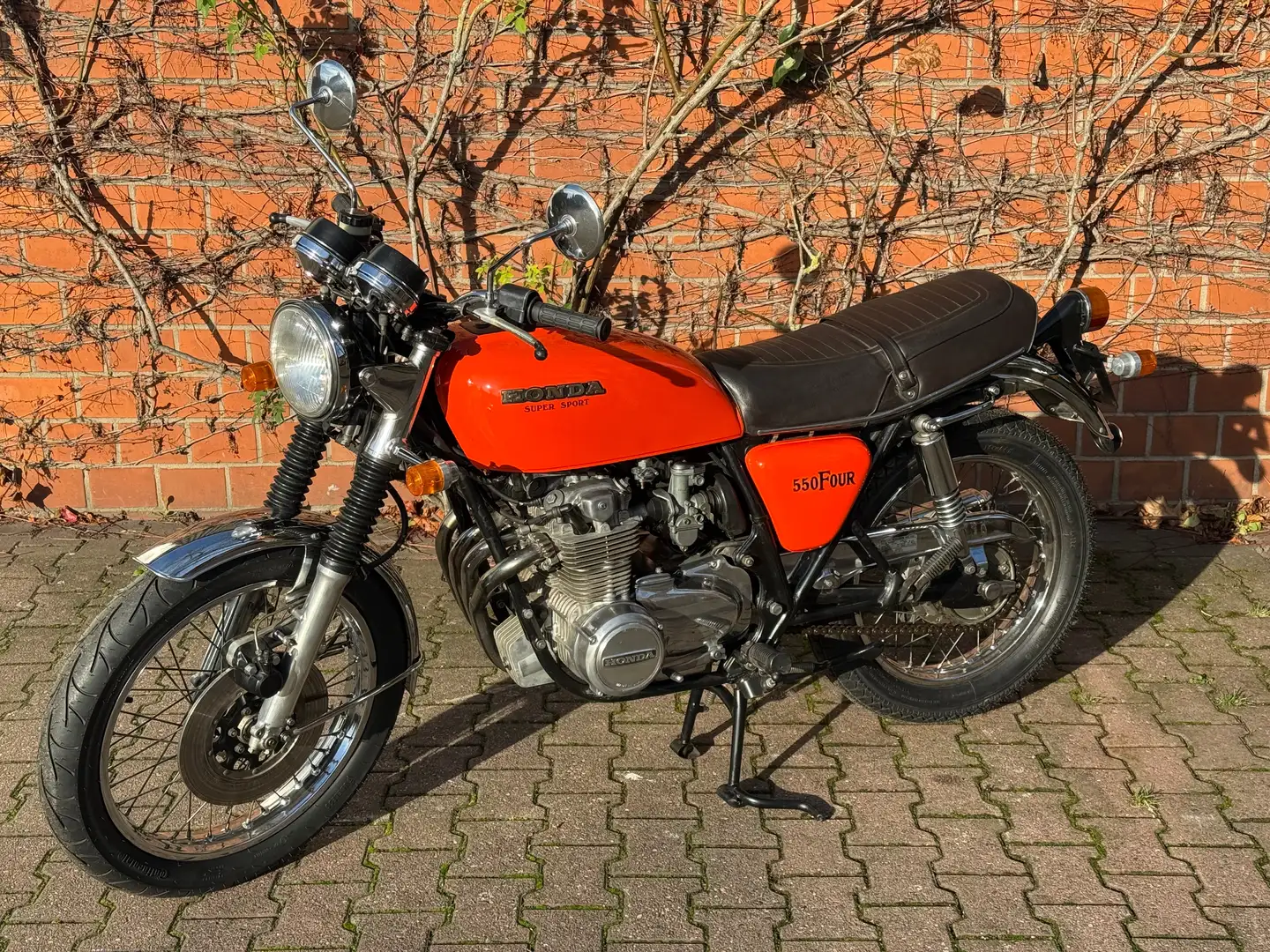 Honda CB 550 F0 SuperSport - 1.Serie Arancione - 2