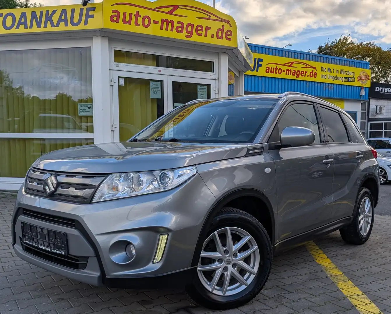 Suzuki Vitara 1.6 Comf. 4x4*2Hd*ACC*LED*RKam*Shz*Garant Gris - 1