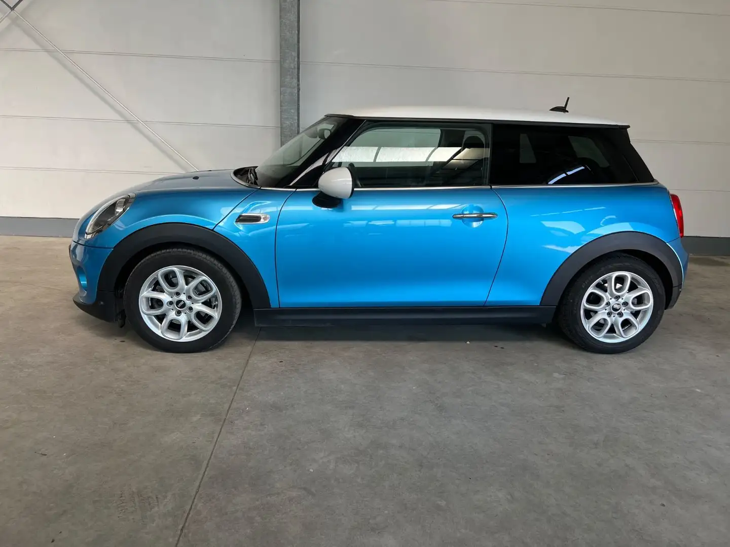 MINI Cooper Aut.+Conn.Media+PDC+Excitement+Pepper Blau - 2