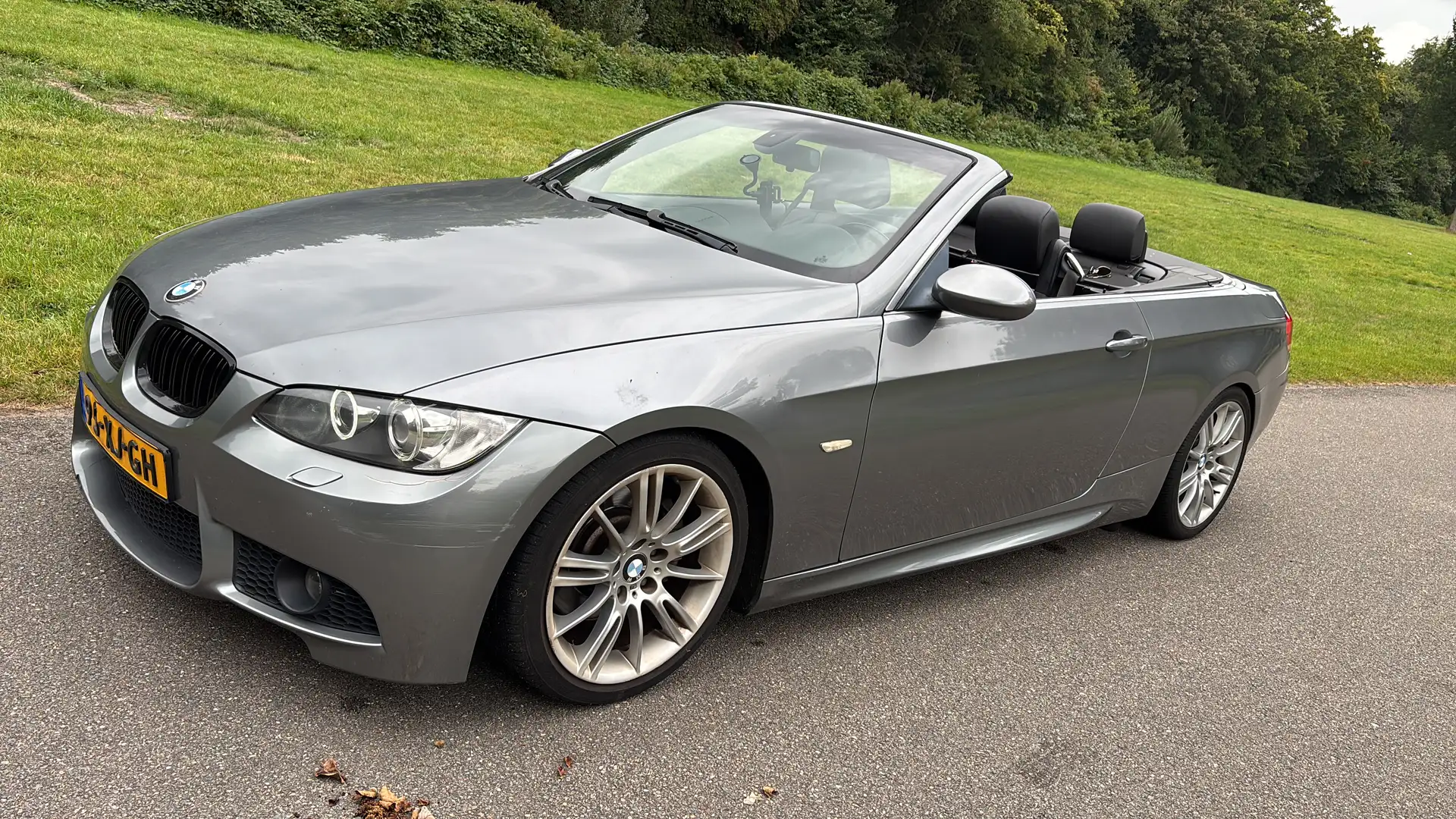 BMW 330 330 325i Executive Grijs - 2