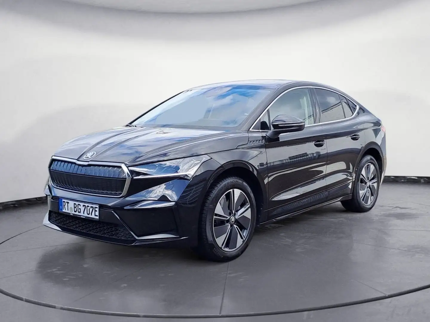 Skoda Enyaq Coupe 85x Plus Paket Schwarz - 2