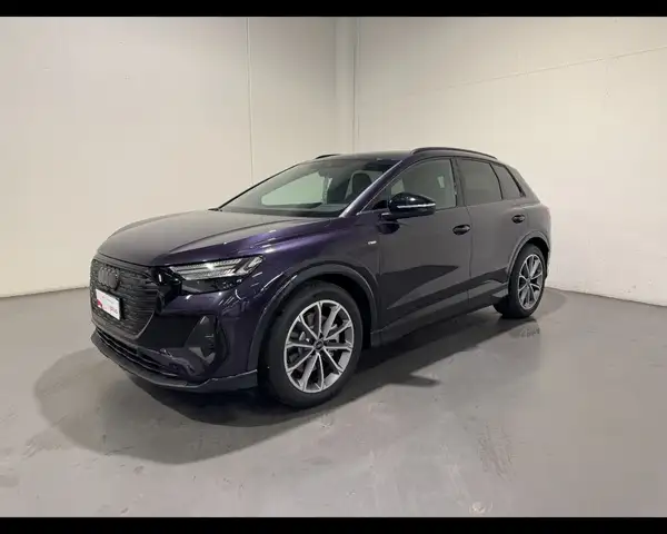 Audi Q4 e-tron 45 S-LINE - RENT TO BUY