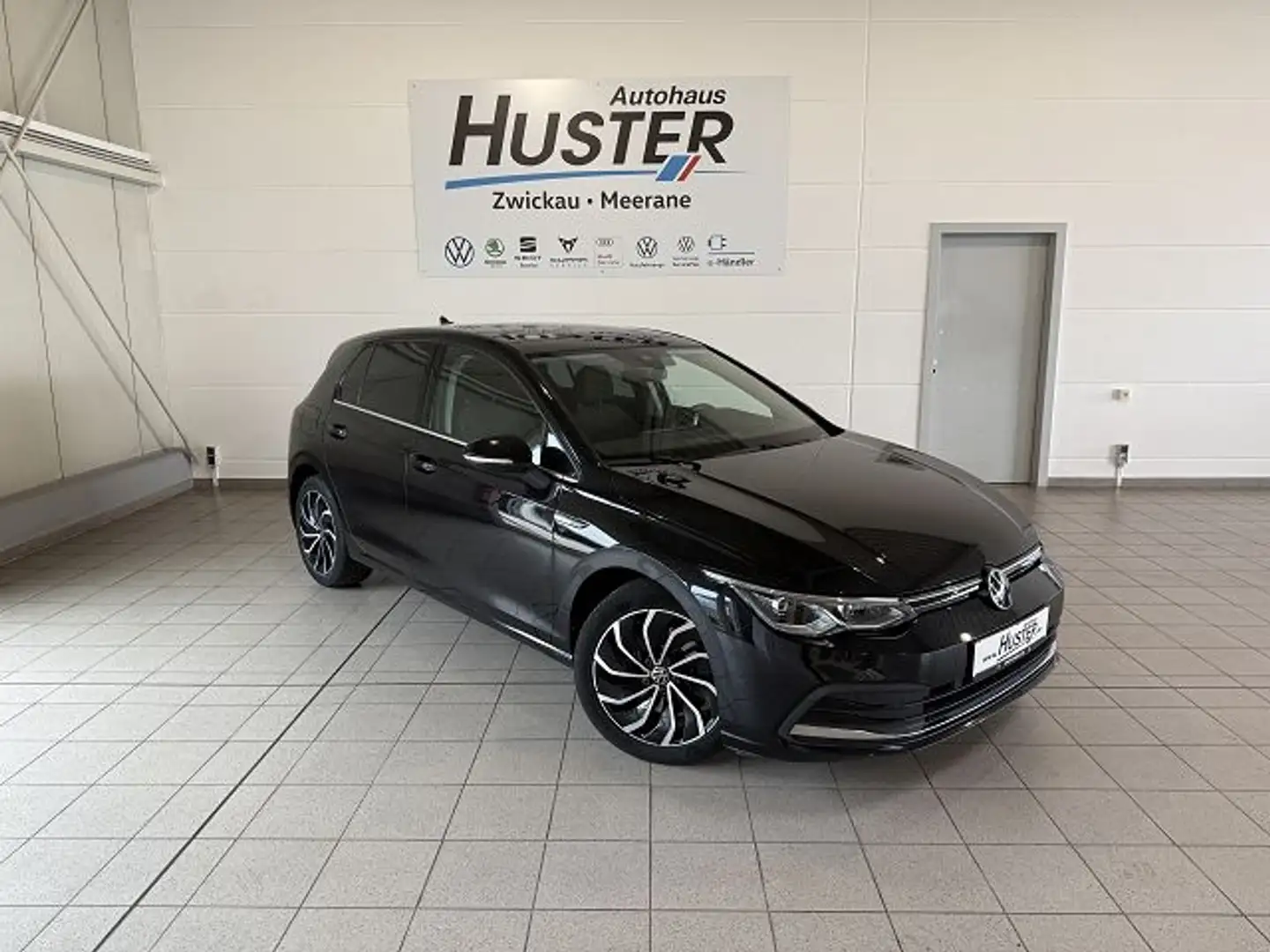 Volkswagen Golf VIII Style "First Edition" 1.5 TSI ACT Noir - 2