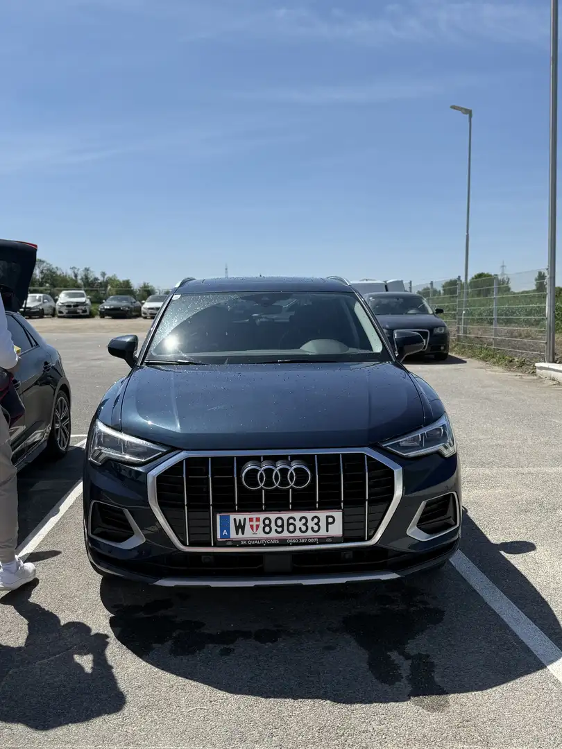 Audi Q3 2,0 TDI Sport S-tronic - 2