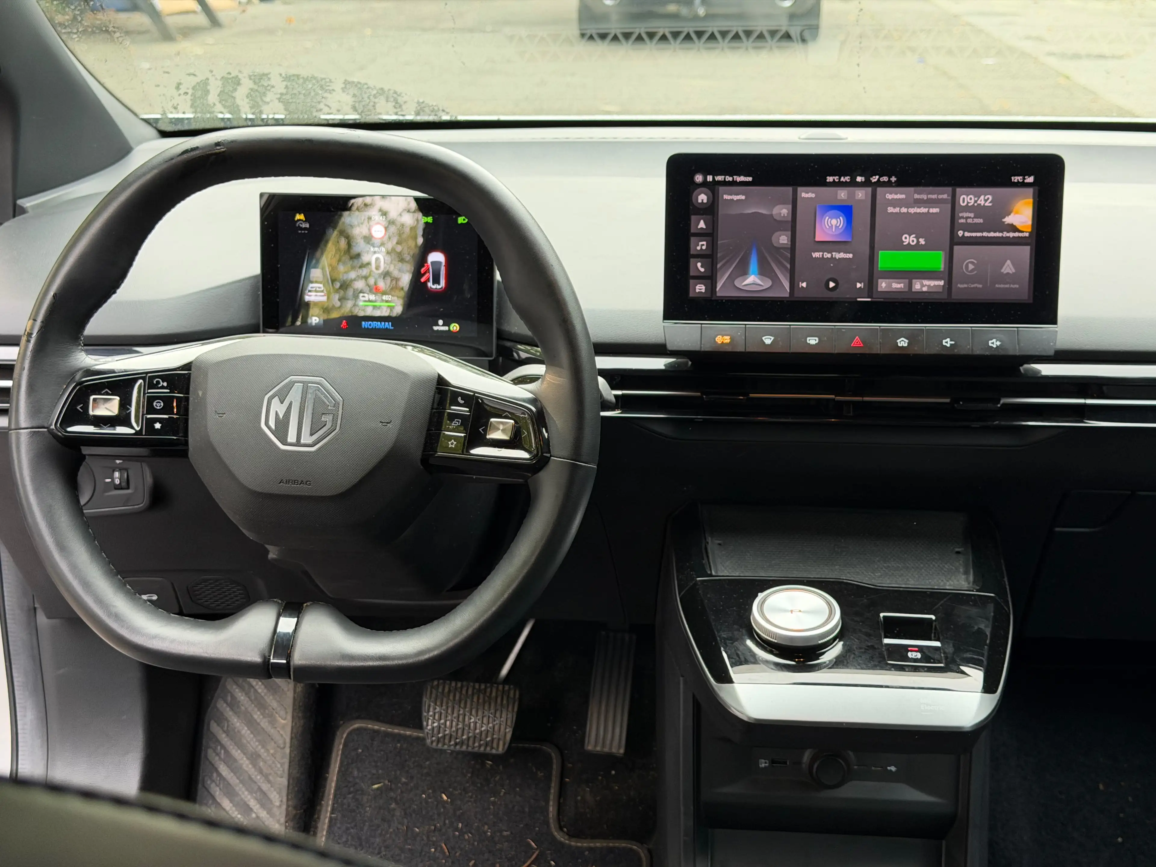 MG MG4 64 kWh Luxury-204pk-Navi-360cam-Leder-2023 — photo 15