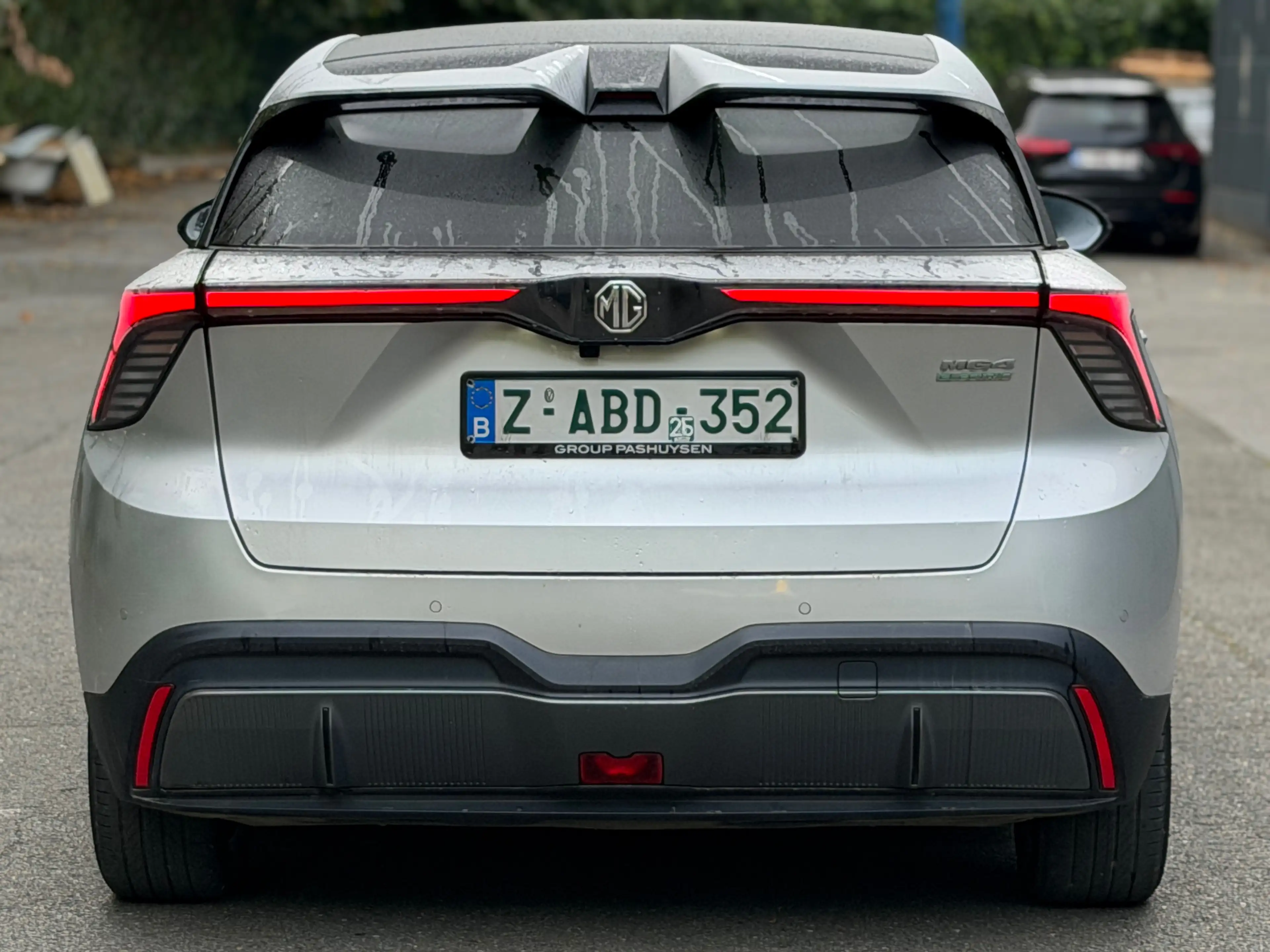 MG MG4 64 kWh Luxury-204pk-Navi-360cam-Leder-2023 — photo 4
