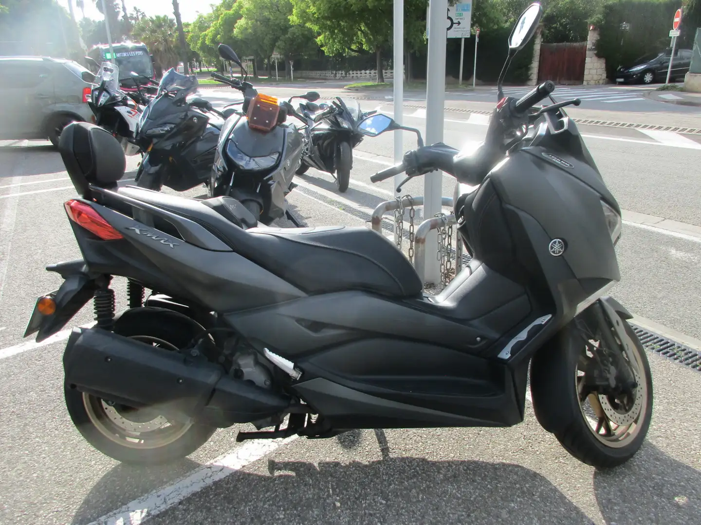 Yamaha X-Max 300 Vert - 1