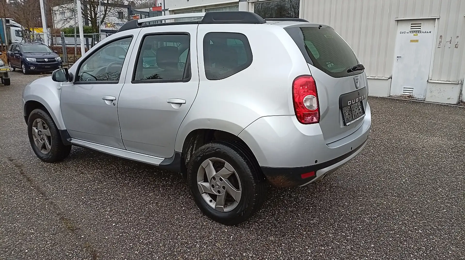 Dacia Duster 4x4 Laurèate dCi 110 * Klima * Alu * Silber - 2