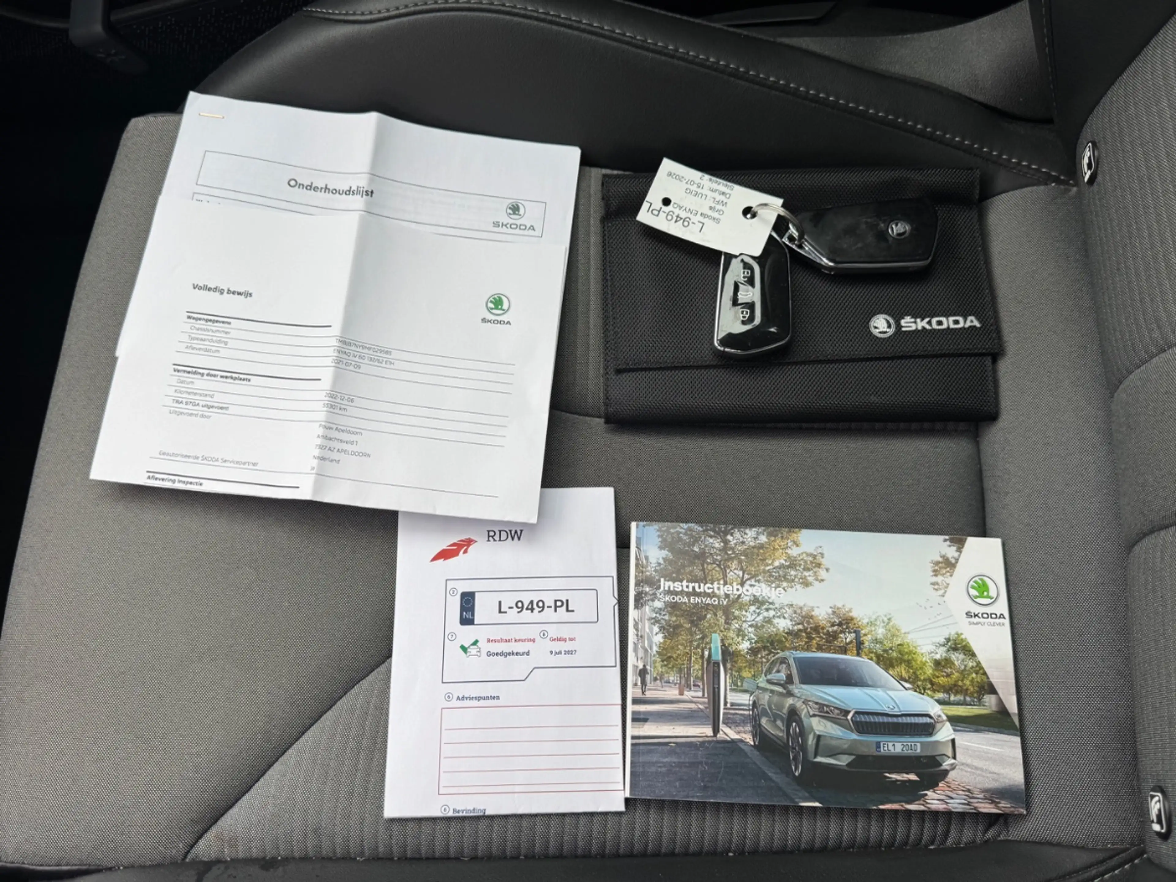 Skoda Enyaq iV 60 | 3-Fase | SOH 89% | Half Leer | Trekhaak | — photo 11
