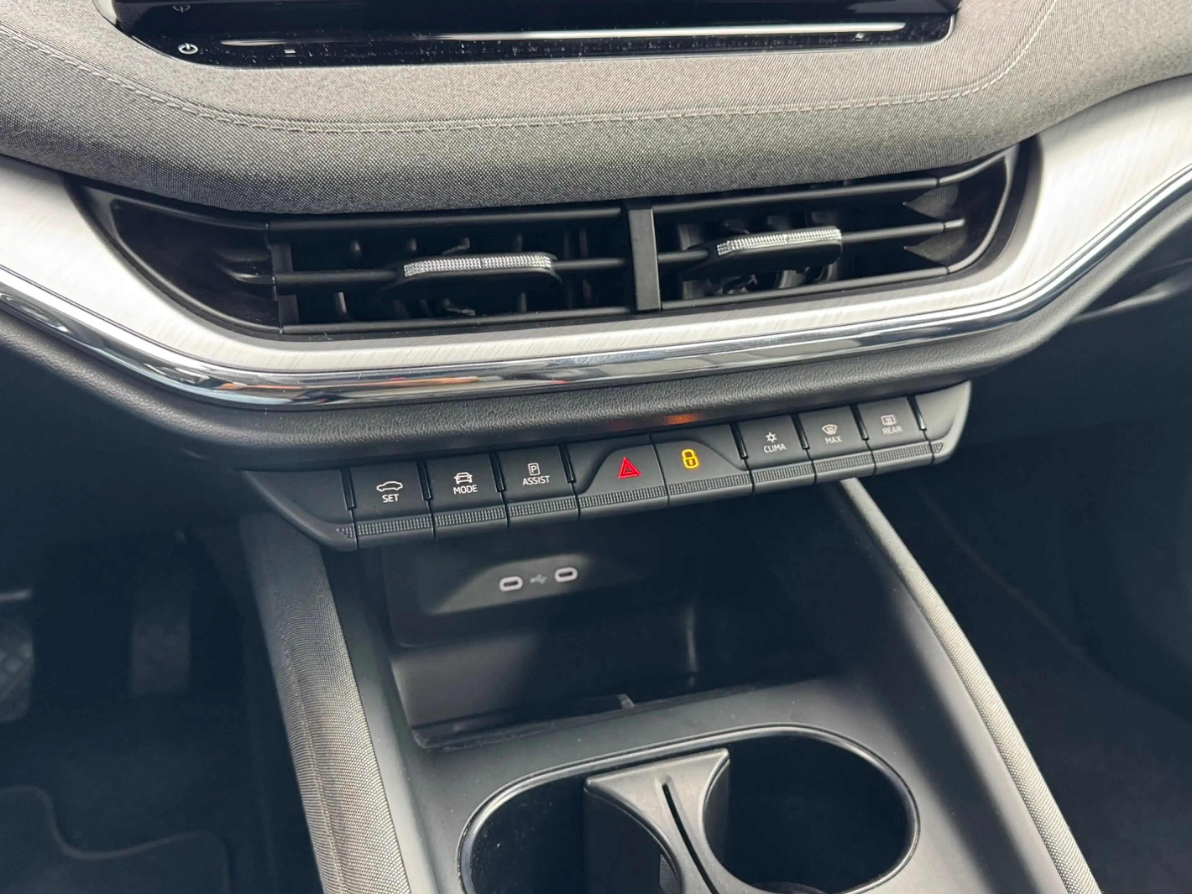 Skoda Enyaq iV 60 | 3-Fase | SOH 89% | Half Leer | Trekhaak | — photo 26