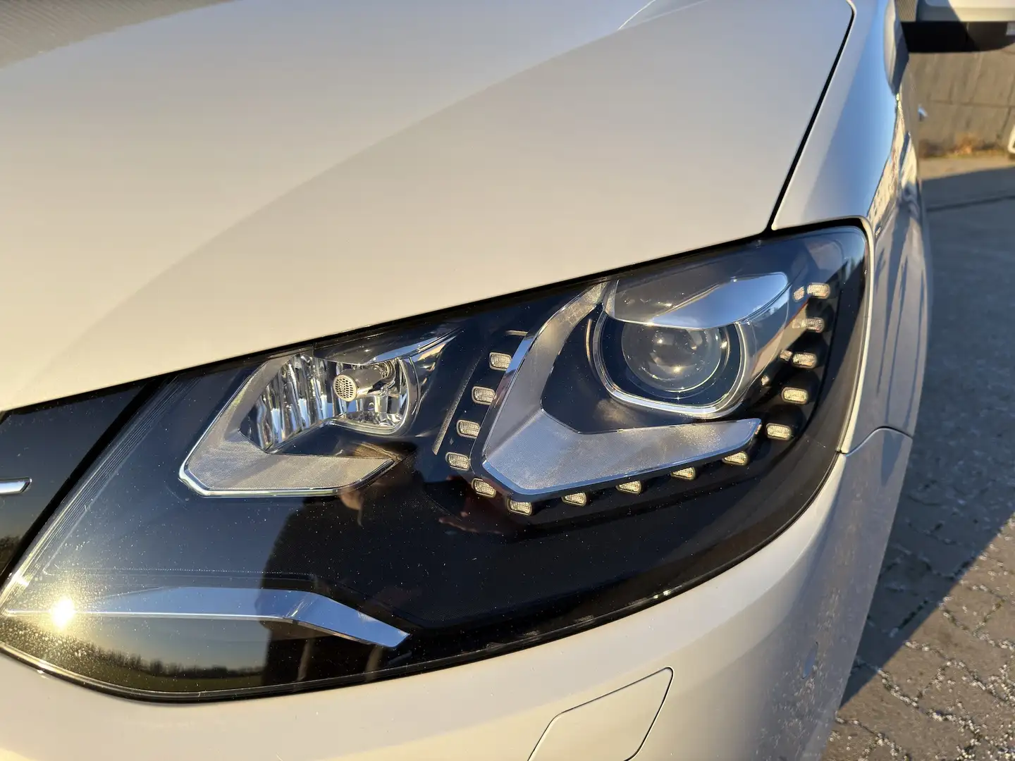 Volkswagen Sharan Comfortline I ACC I DSG I AHK I WR I SHZG I Navi Weiß - 2