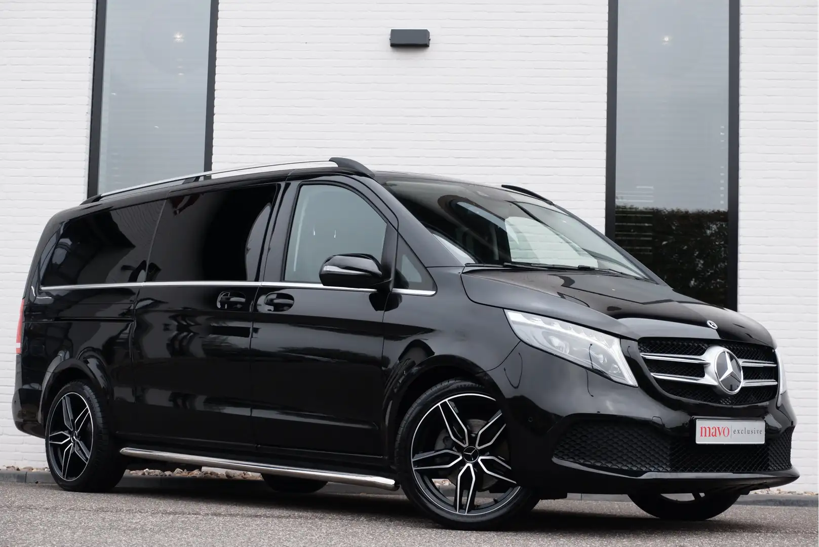Mercedes-Benz V 300 300d / BPM VRIJ / XXL / DC / MBUX (apple car play) Zwart - 1