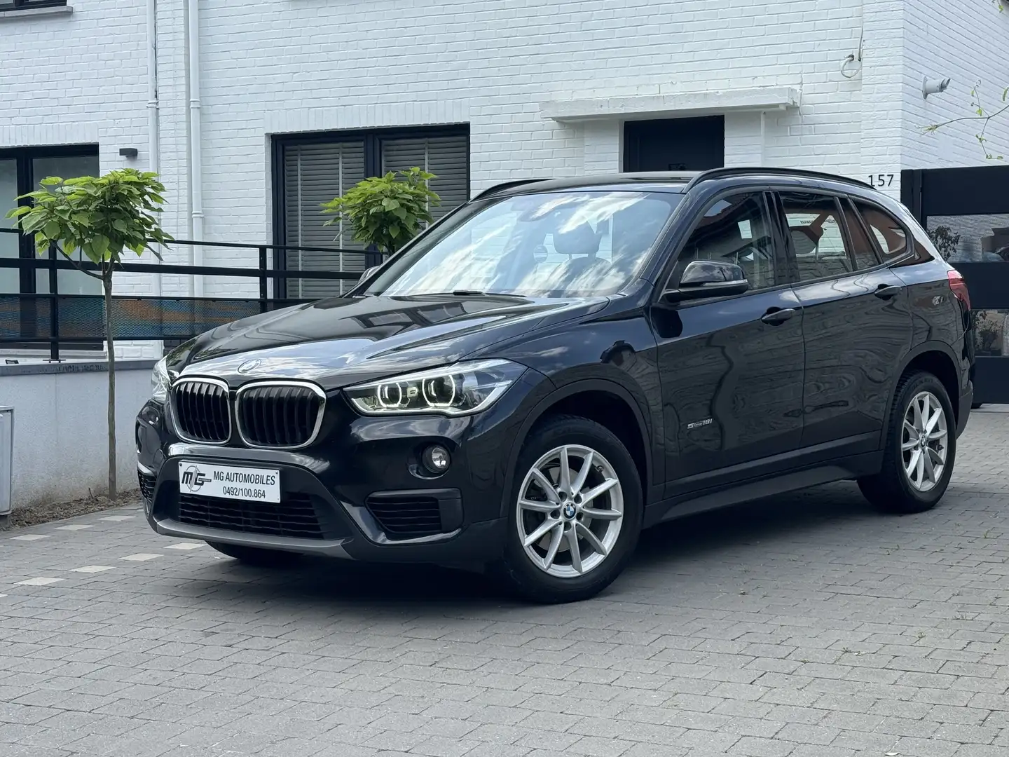 BMW X1 1.5i S DRIVE FACE LIFT XENON NAVI PDC JANTES Negro - 2