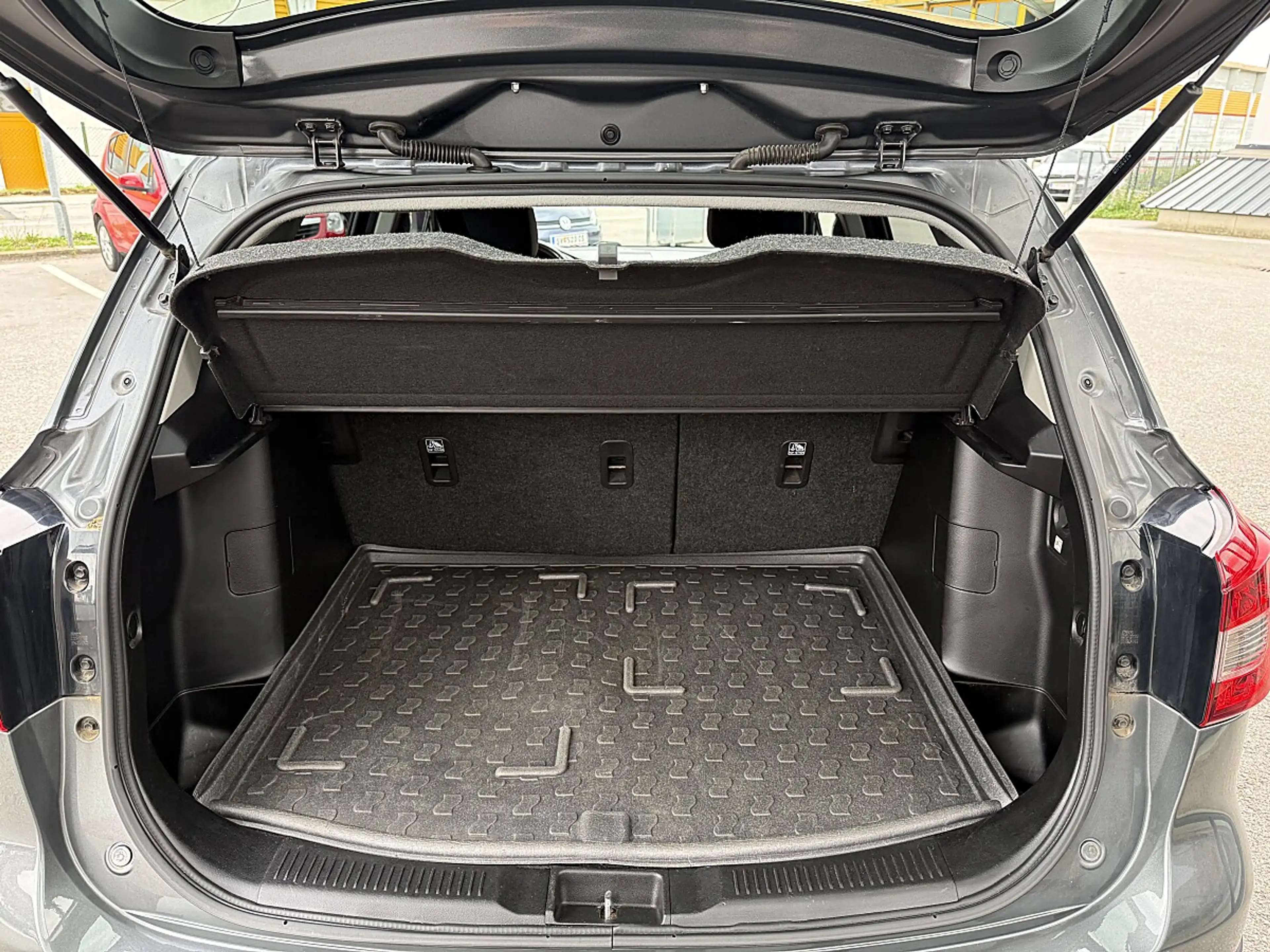 Suzuki SX4 S-Cross 1,4 GL+ DITC Hybrid ALLGRIP shine — photo 5