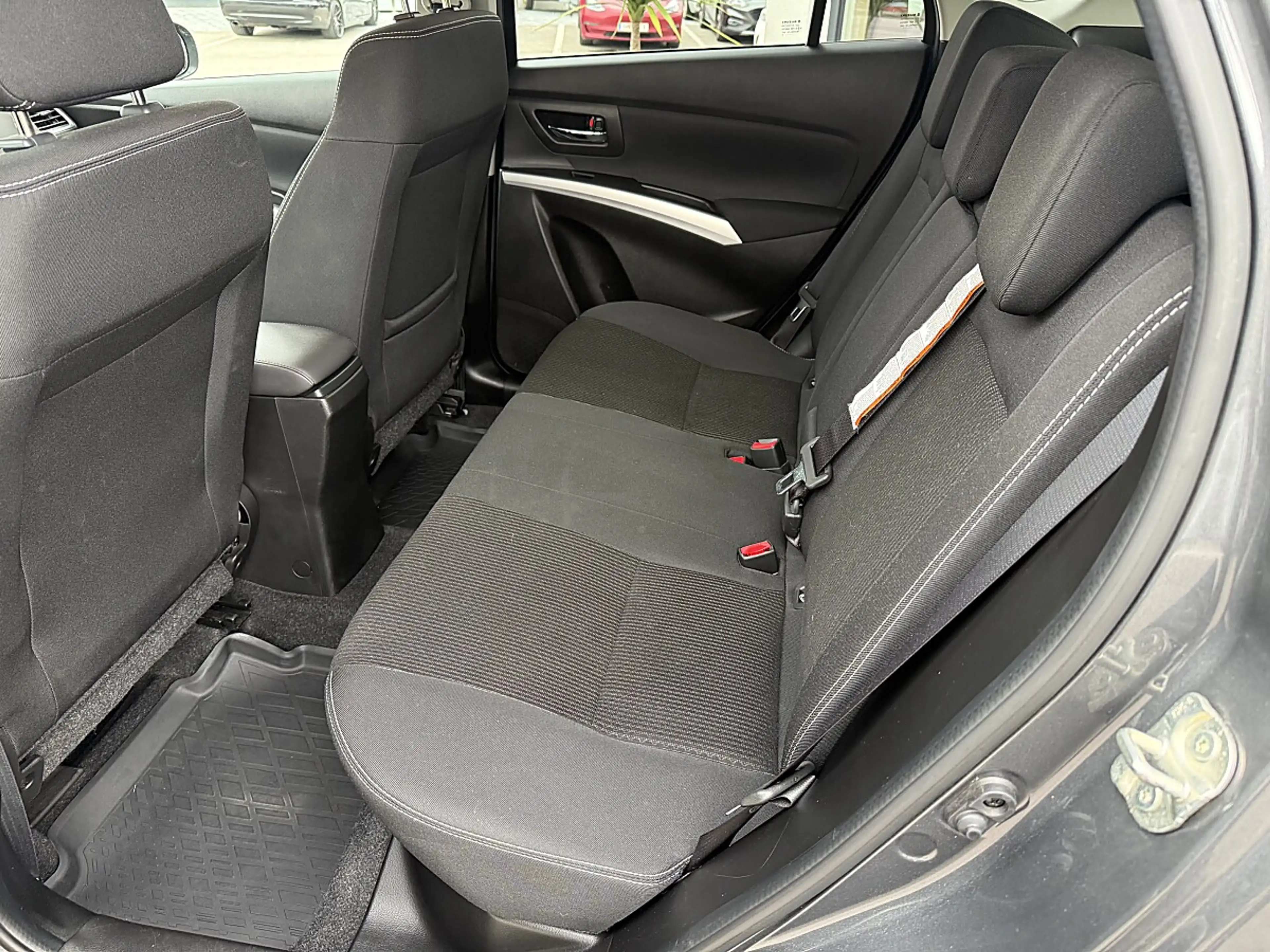 Suzuki SX4 S-Cross 1,4 GL+ DITC Hybrid ALLGRIP shine — photo 8
