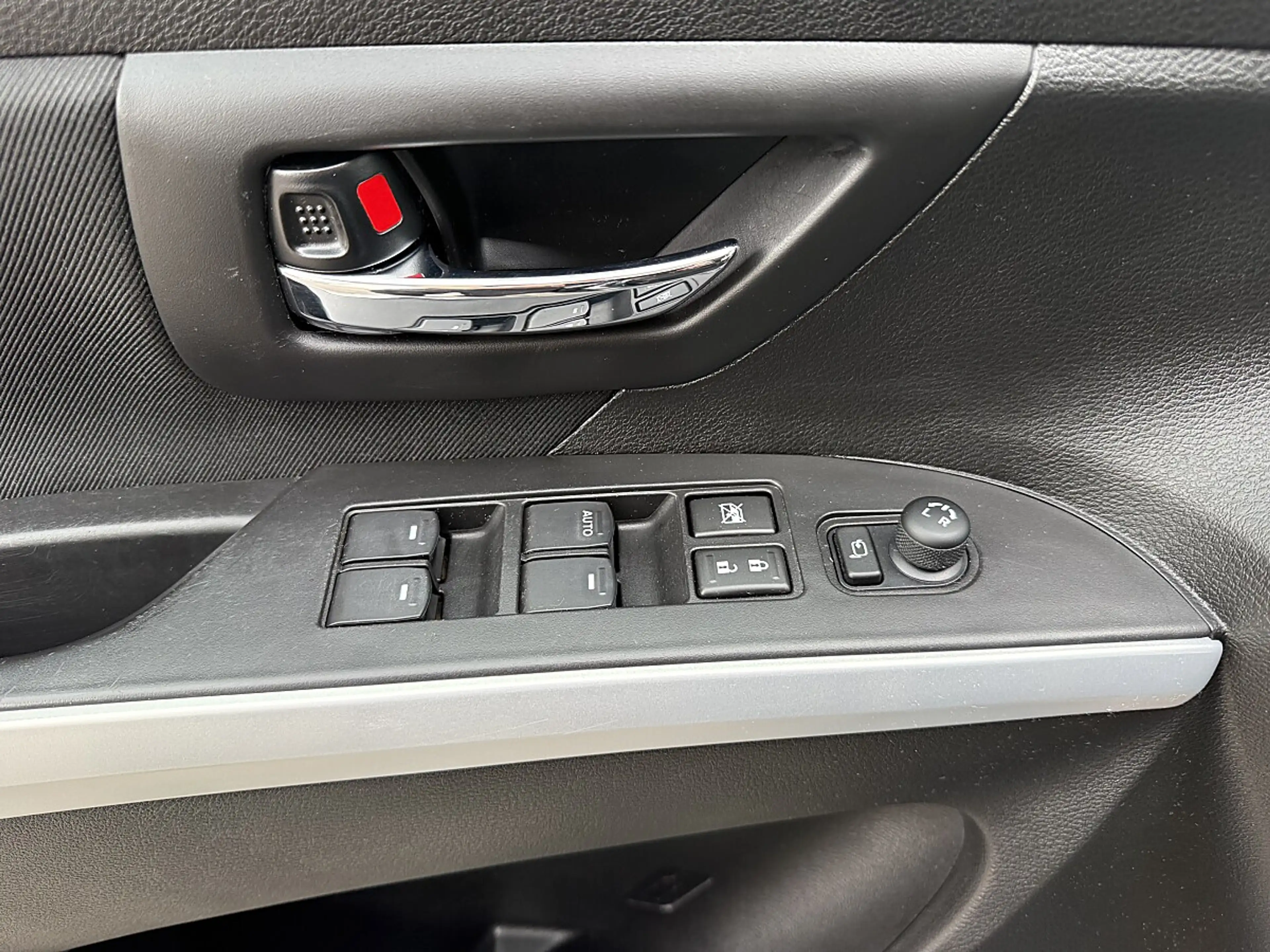 Suzuki SX4 S-Cross 1,4 GL+ DITC Hybrid ALLGRIP shine — photo 10