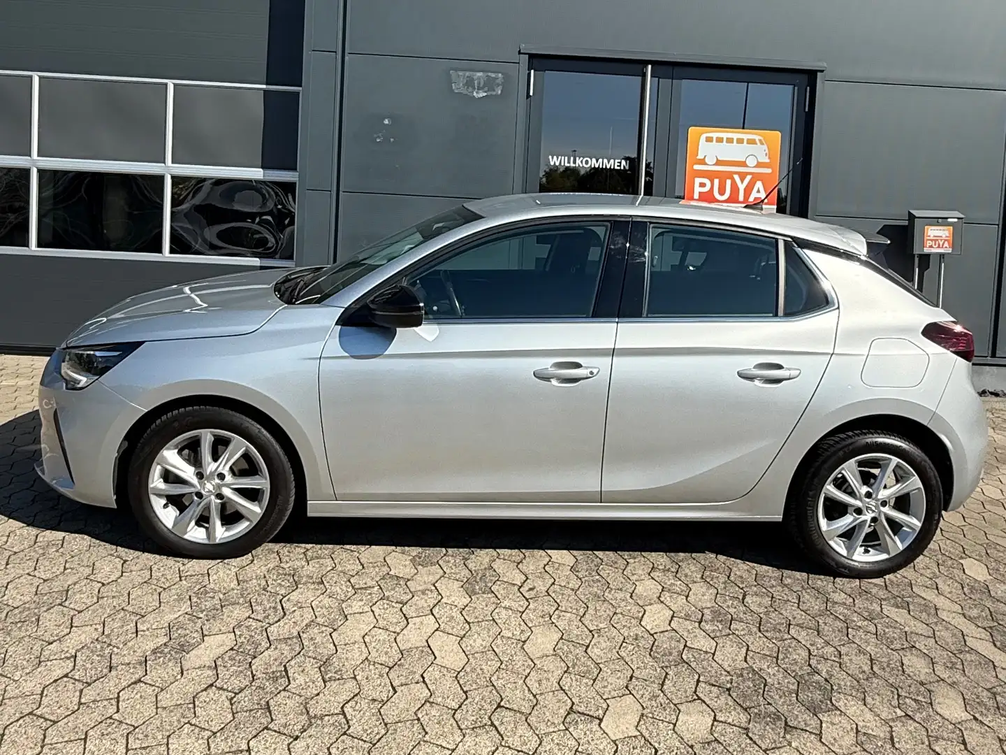 Opel Corsa Elegance Silber - 2