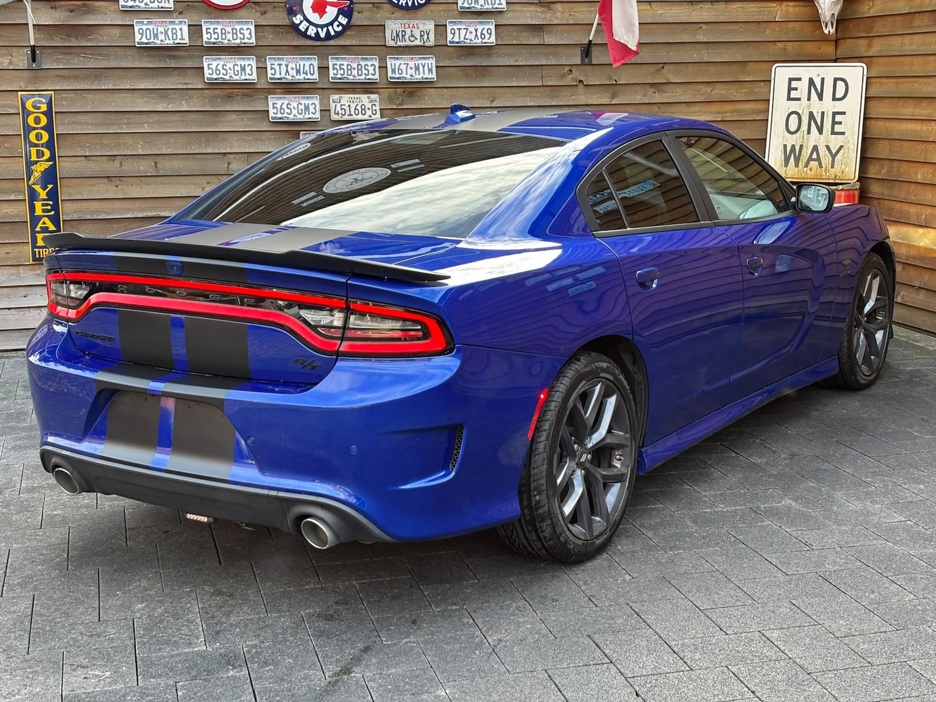 Dodge Charger R/T Plus 5,7L V8 CarPlay LED Performance — photo 14