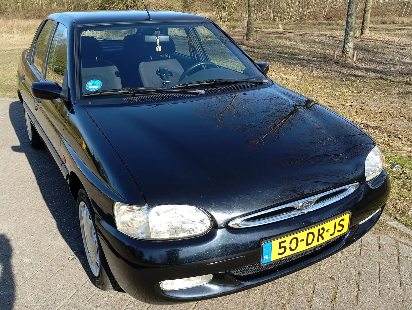 Ford Escort Escort 1.6 Pacific Cool Чёрный - 1