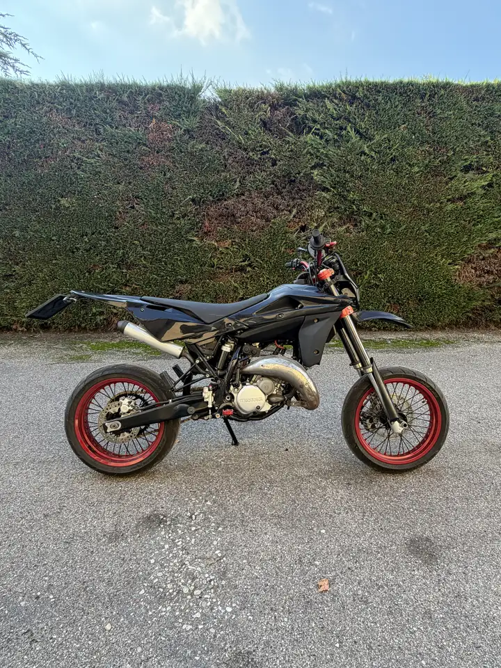 Husqvarna SM 125