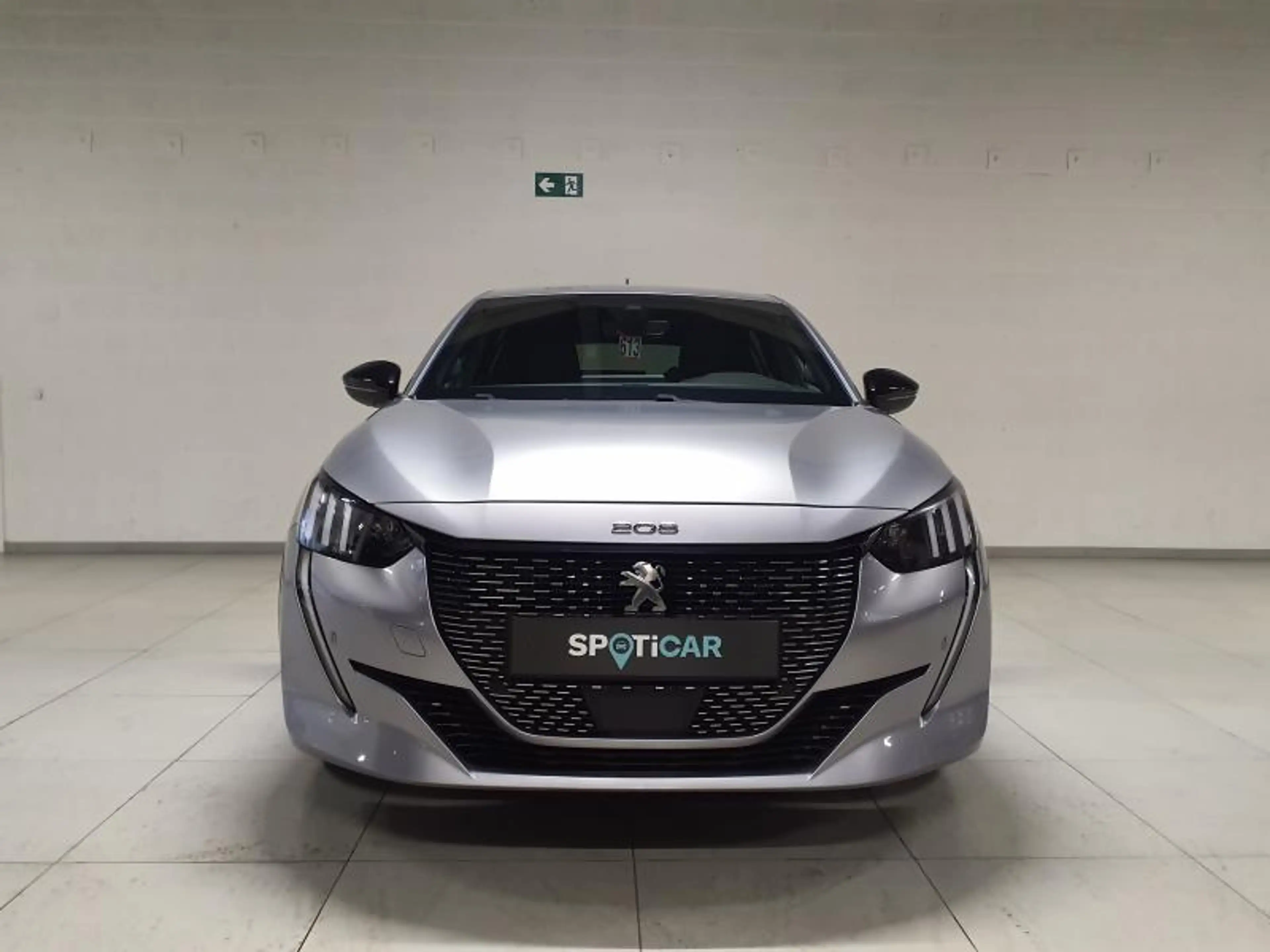 Peugeot 208 II & e- GT Line — photo 2