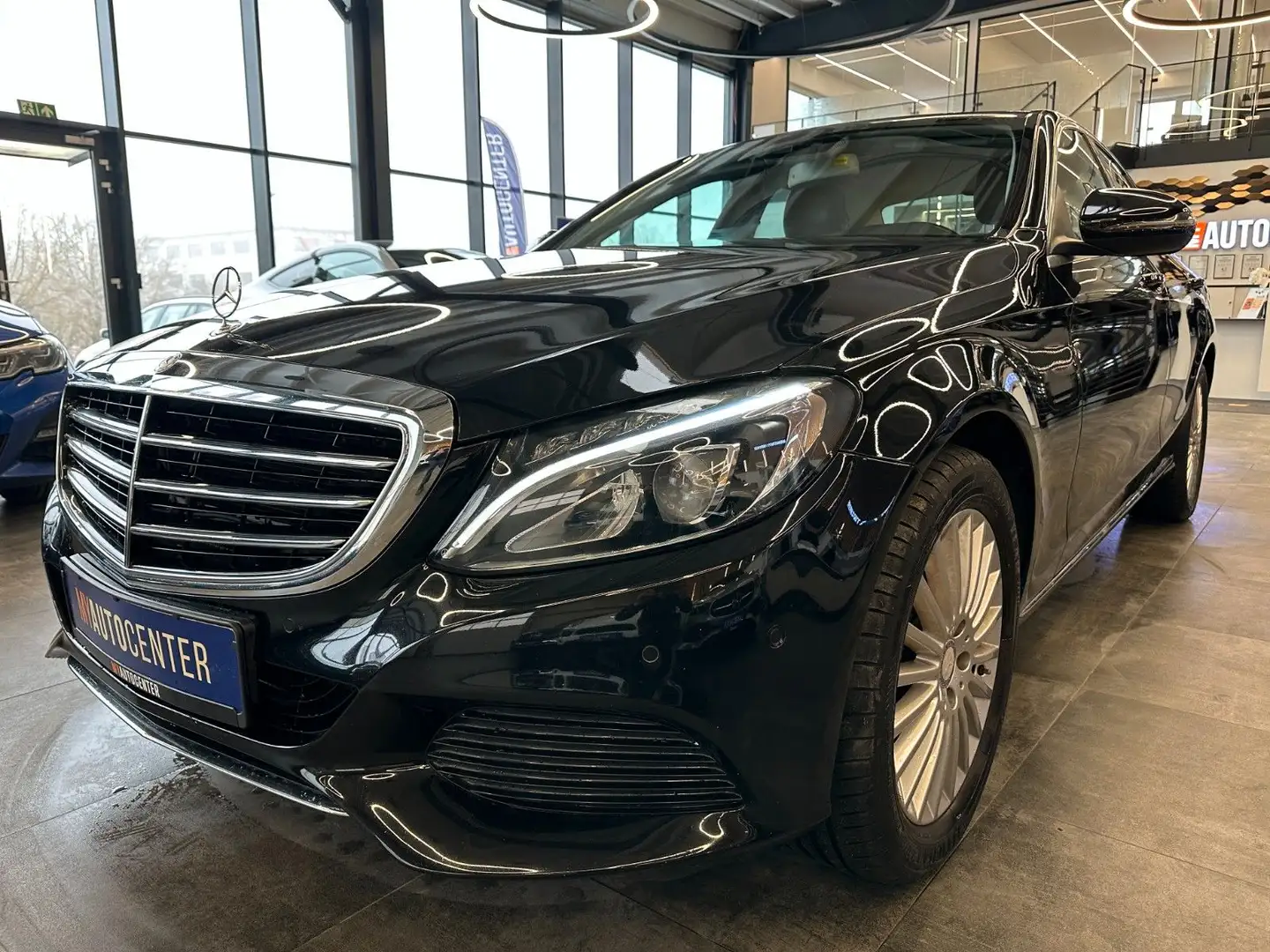Mercedes-Benz C 200 C Limousine CGI *Avantgarde*Navi*Shz*9G* Schwarz - 2