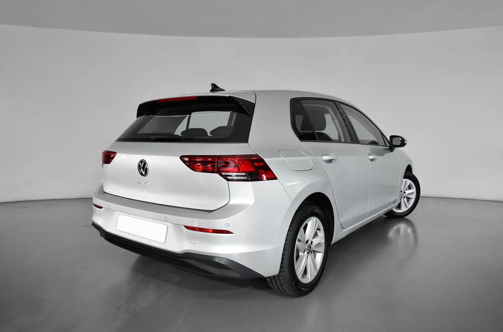Volkswagen Golf Connect 1.5 TSI DSG7 110 kW (150 CV) Plateado - 2