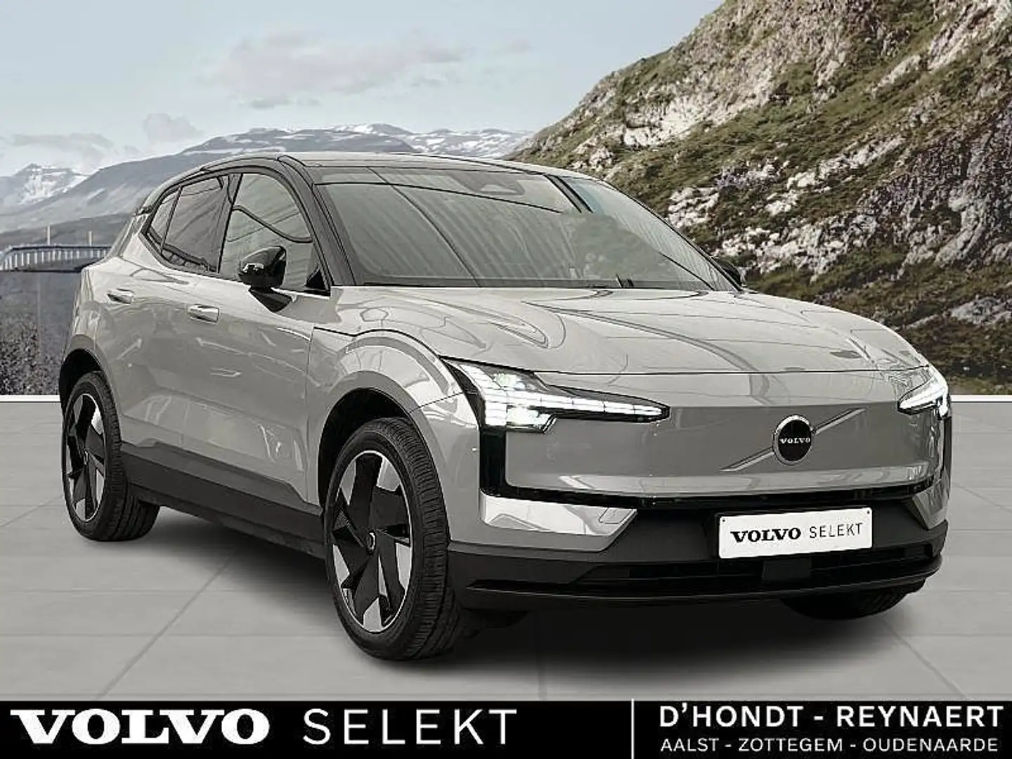 Volvo EX30 PLUS - RWD - EXTENDED RANGE Grijs - 2