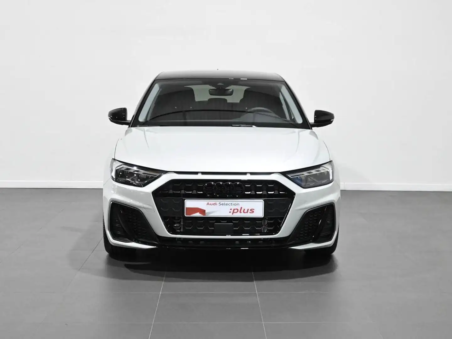 Audi A1 Sportback 35 TFSI Adrenalin Black Edition S tronic Plateado - 2