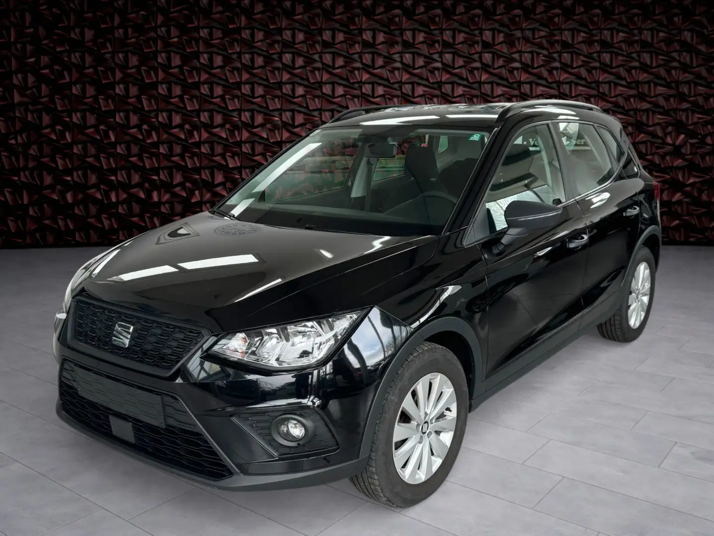 SEAT Arona Arona 1,0 Eco TSI Schwarz - 1