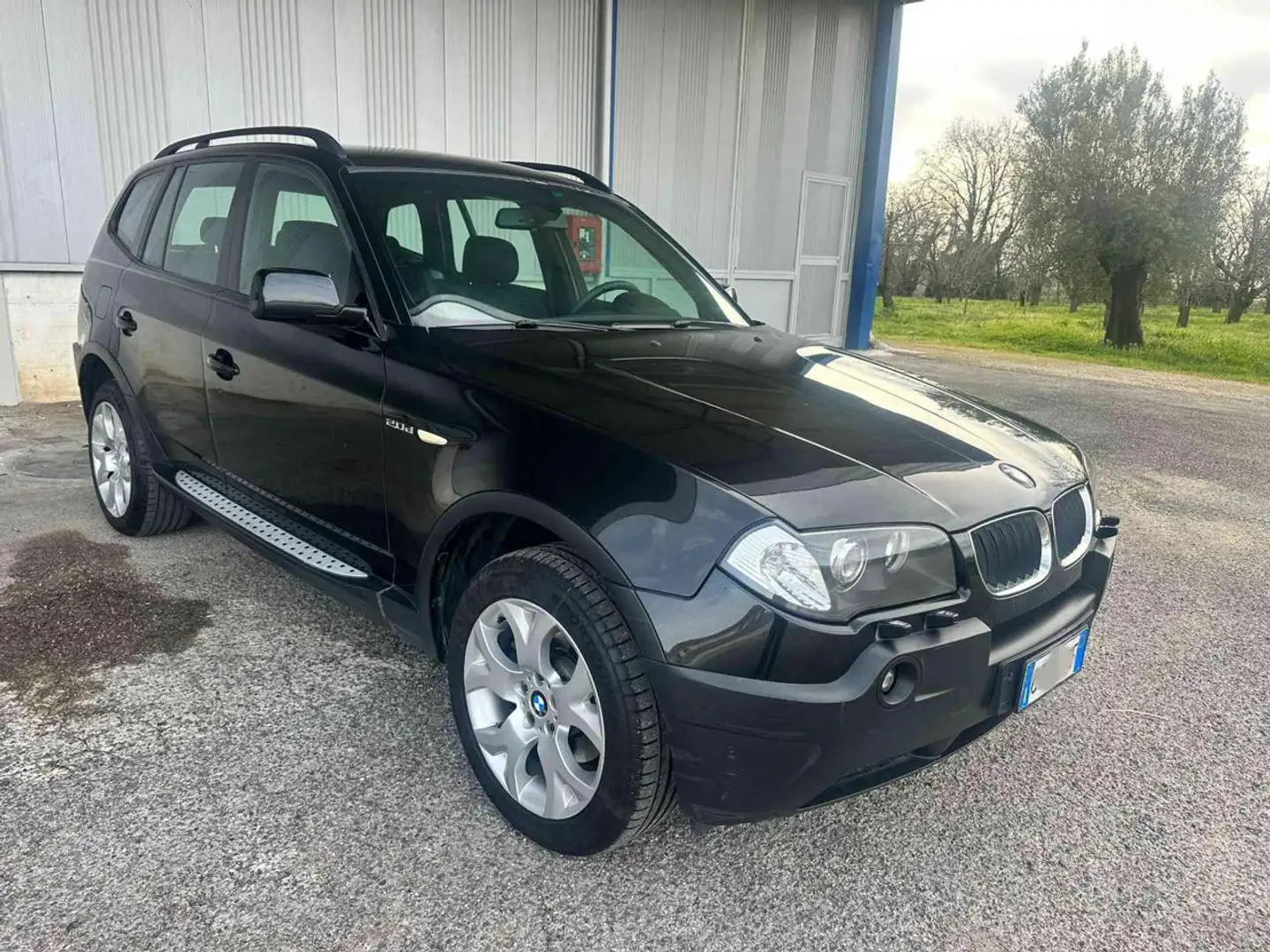 BMW X3 2.0d cat Futura Nero - 1