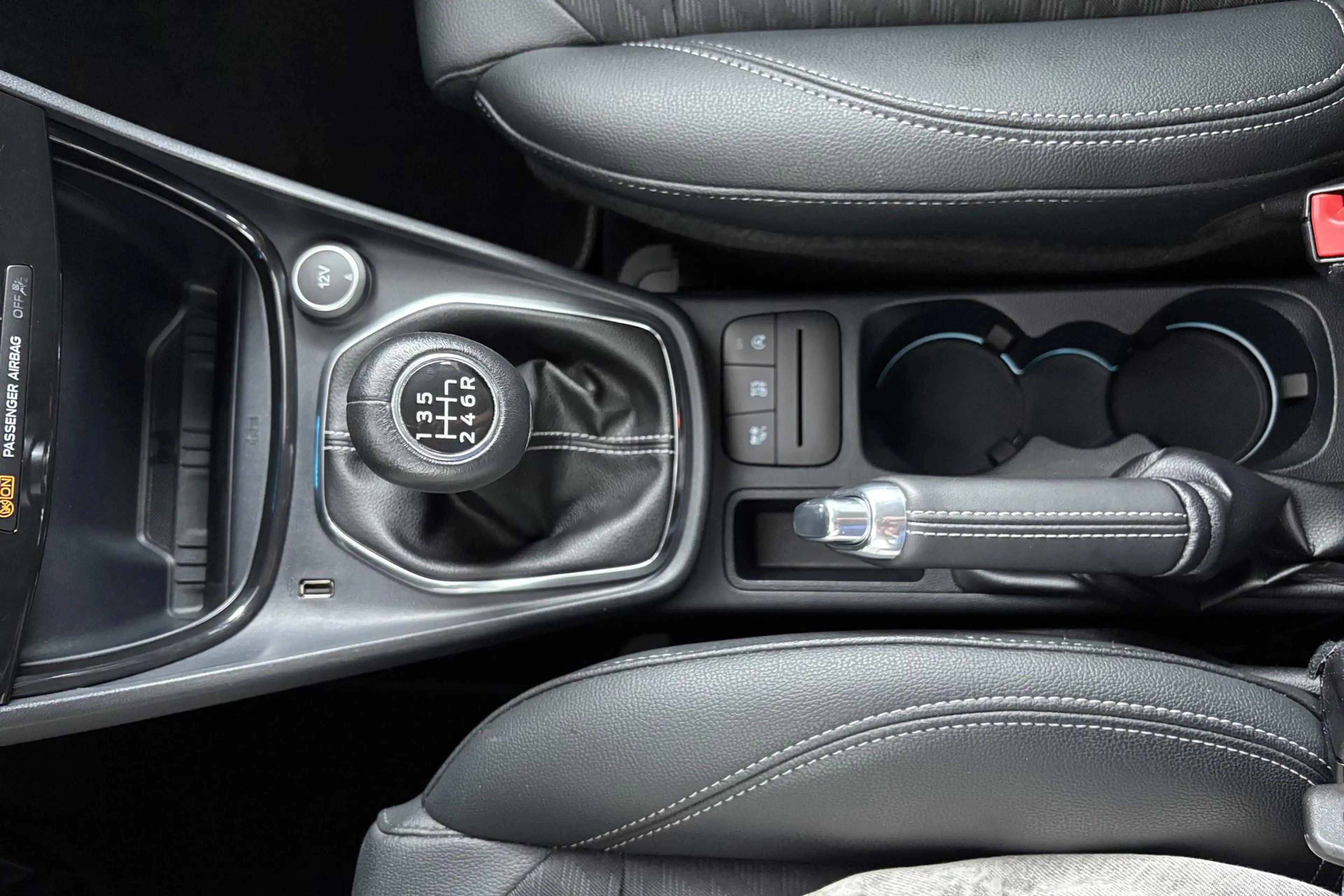 Ford Puma 1.0 EcoBoost Hybrid Titanium X Rijklaar comfort me — photo 17