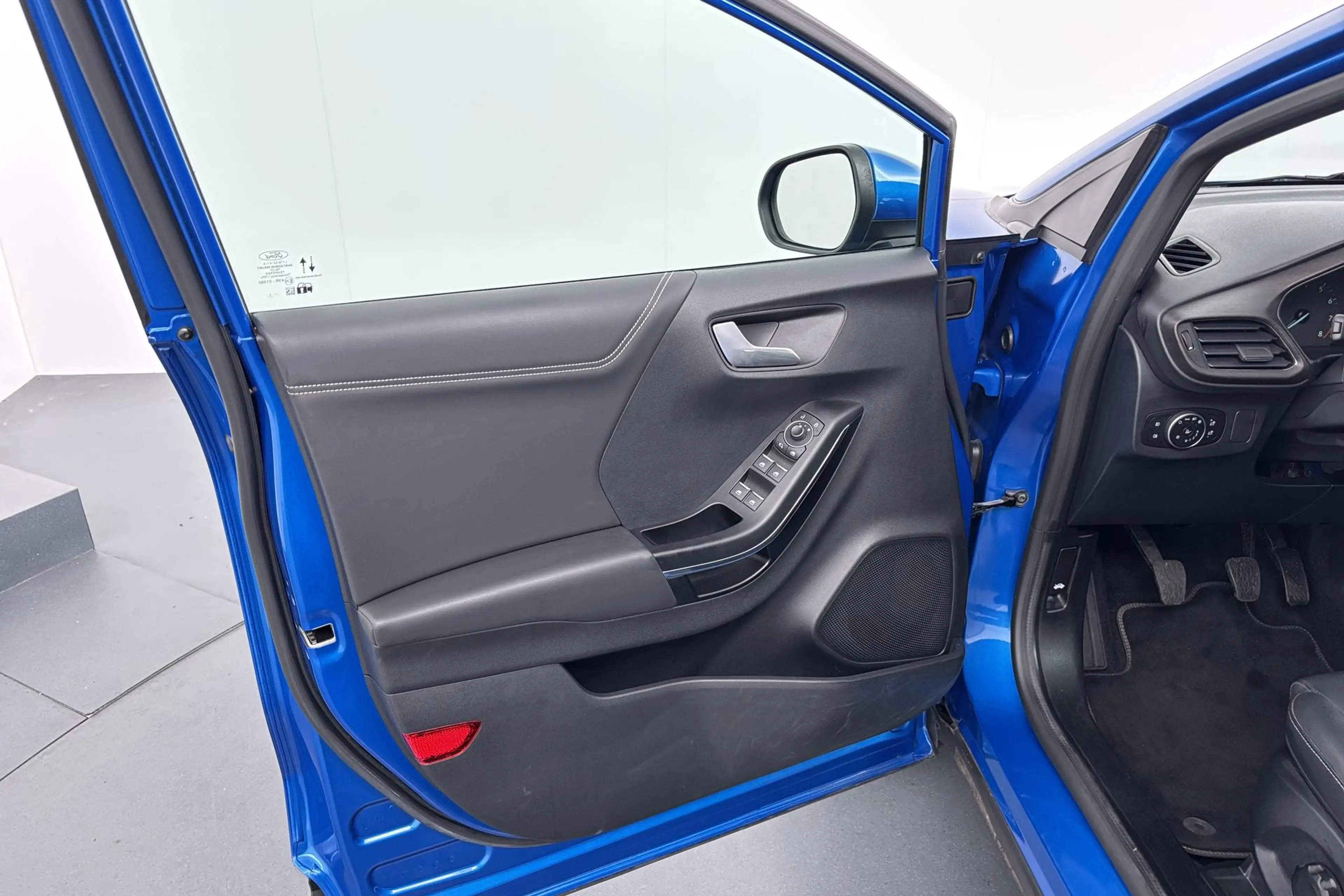 Ford Puma 1.0 EcoBoost Hybrid Titanium X Rijklaar comfort me — photo 31