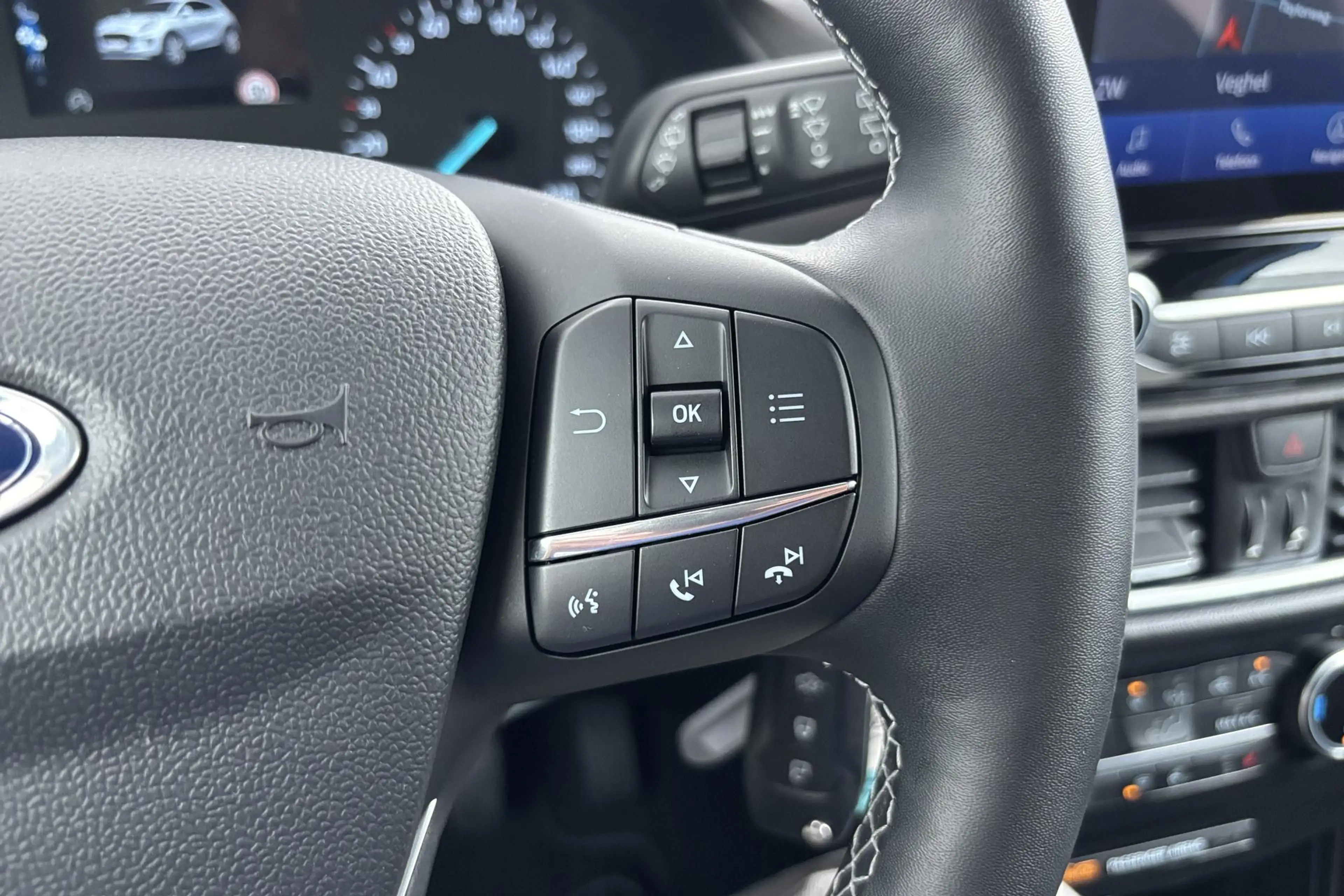 Ford Puma 1.0 EcoBoost Hybrid Titanium X Rijklaar comfort me — photo 27
