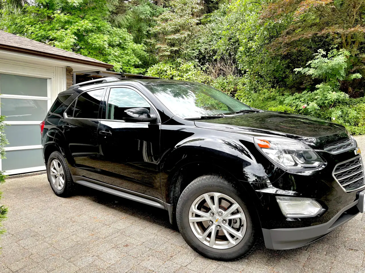 Chevrolet Equinox photo Chevrolet Equinox